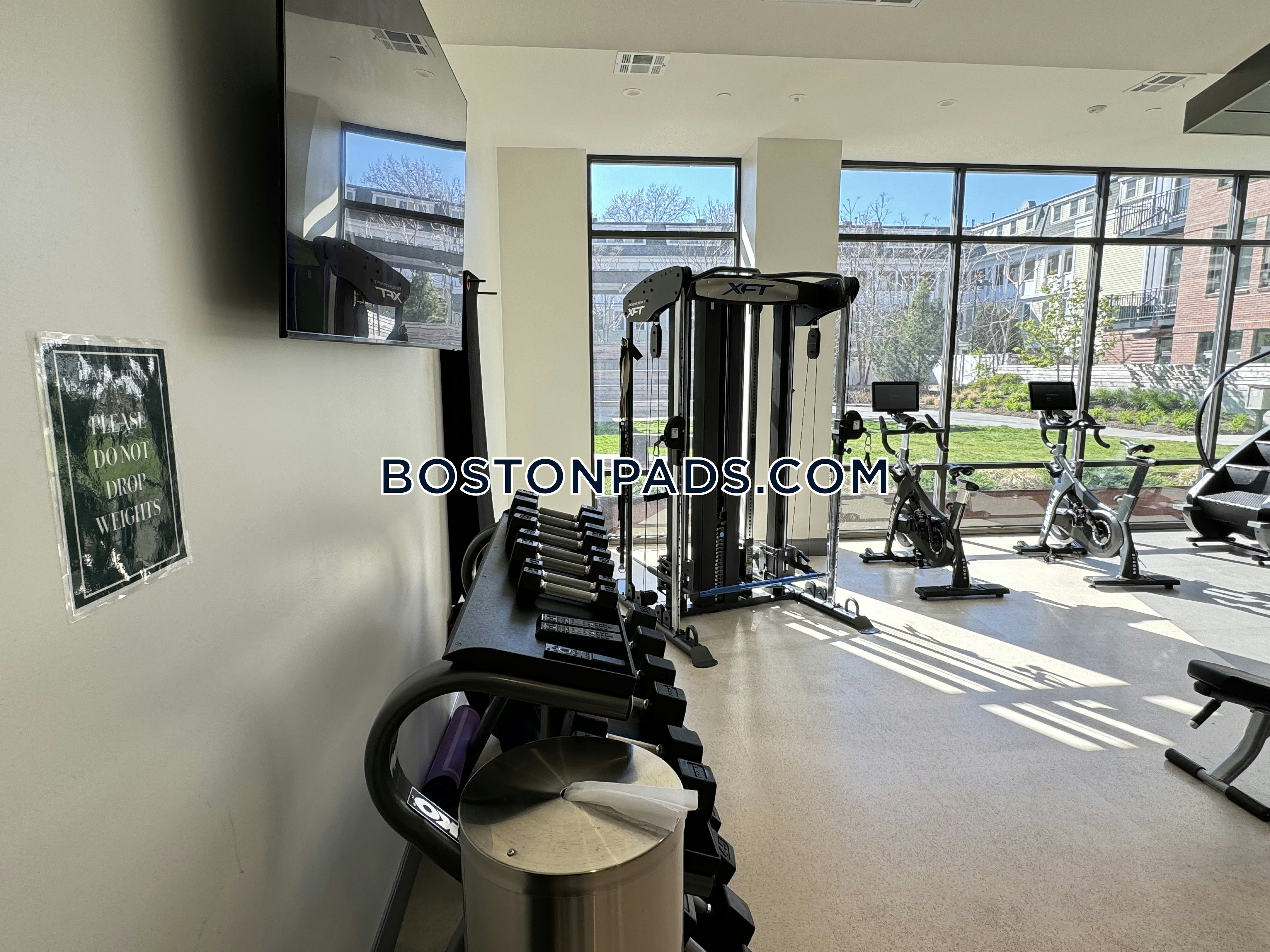 Flats on First Photo 30