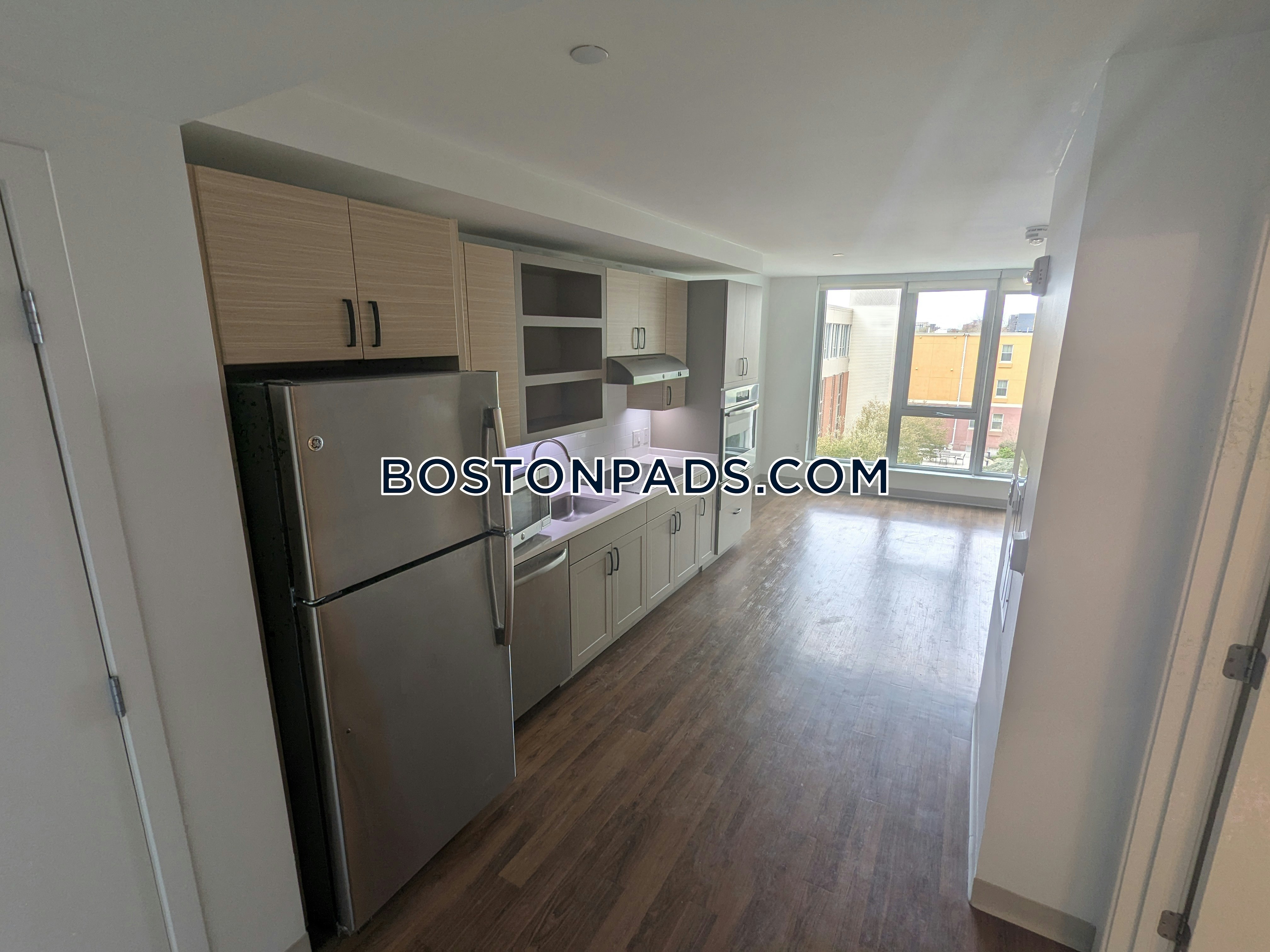 101 South Huntington Ave. Photo 83