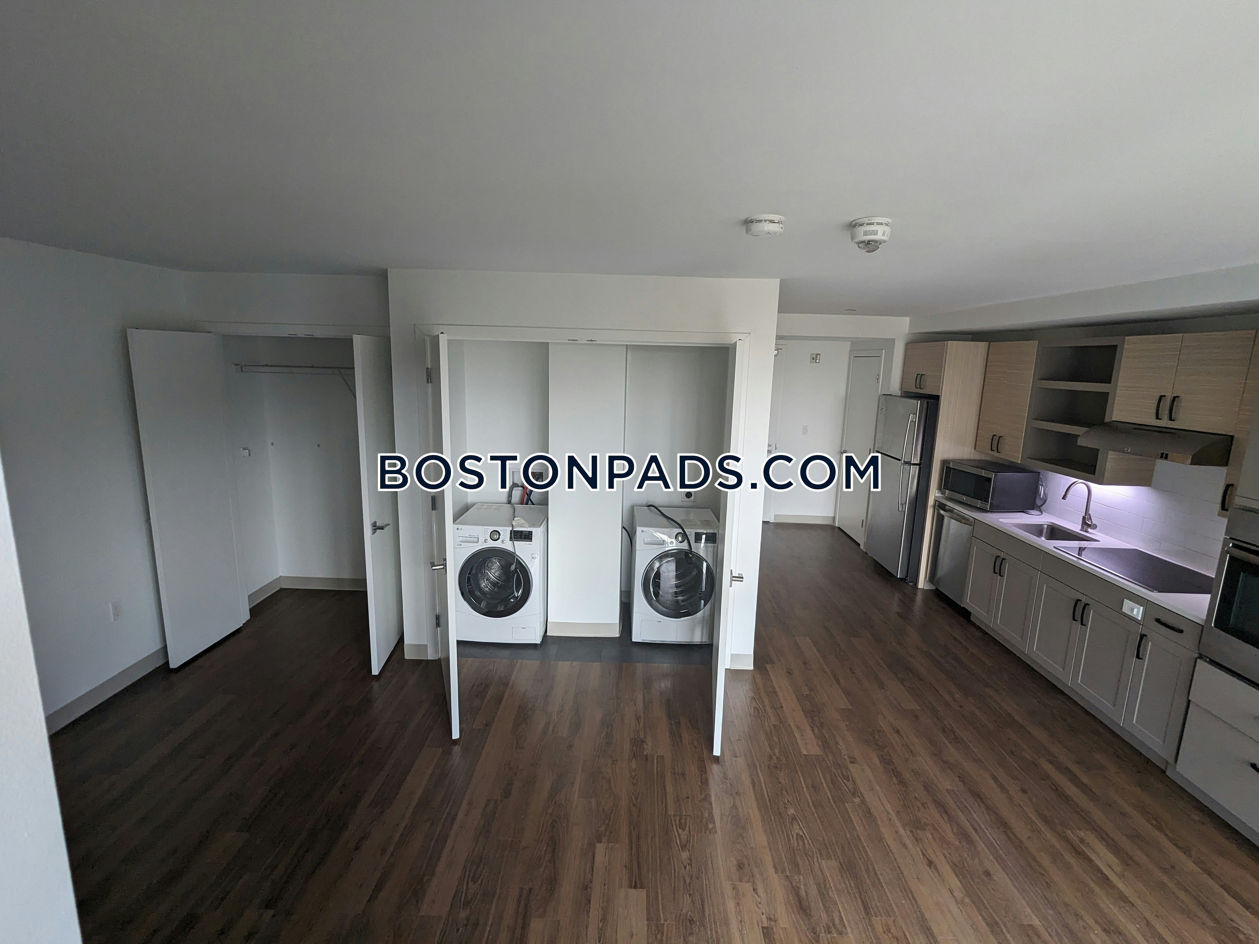 101 South Huntington Ave. Photo 74