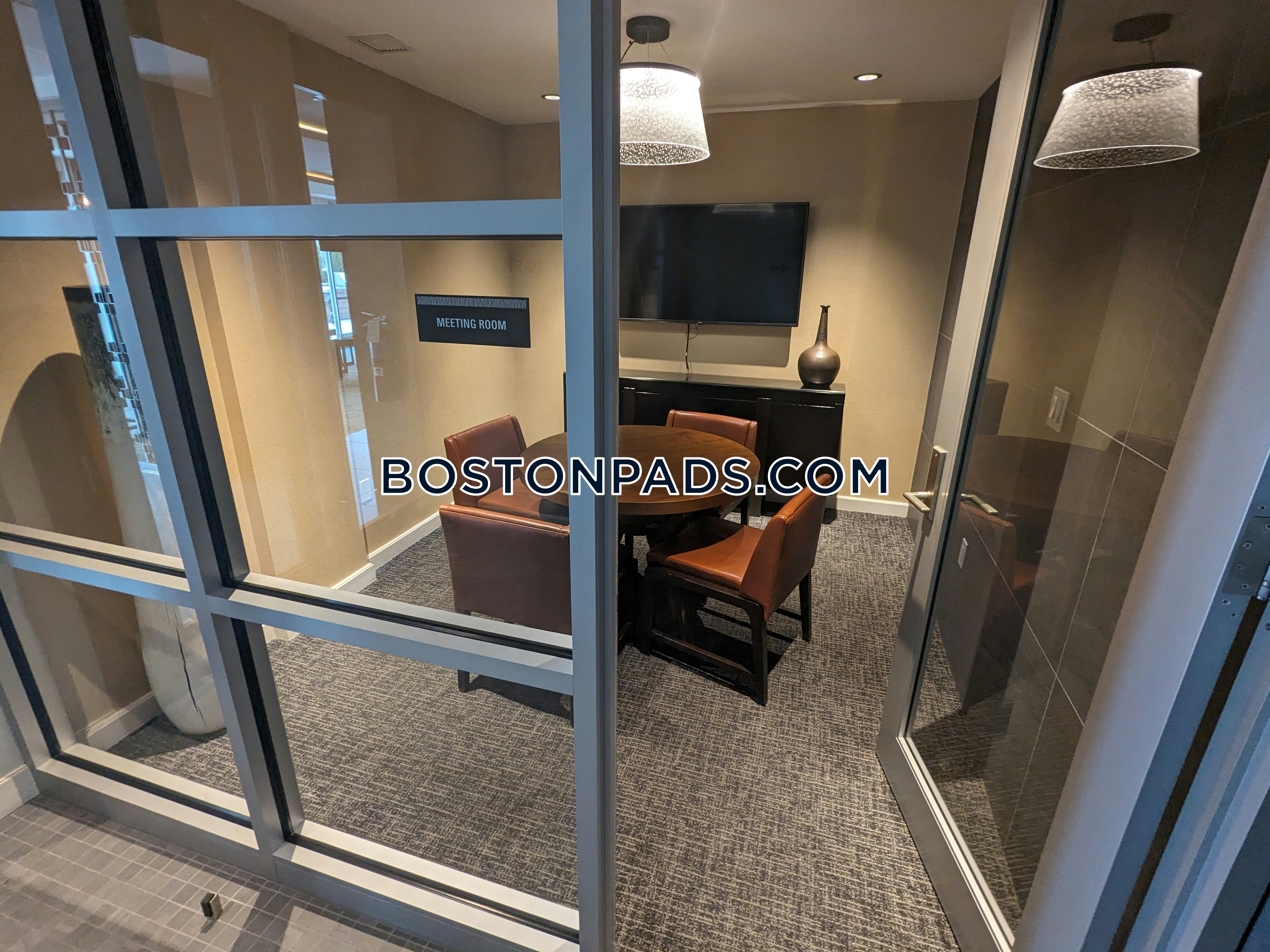 101 South Huntington Ave. Photo 64