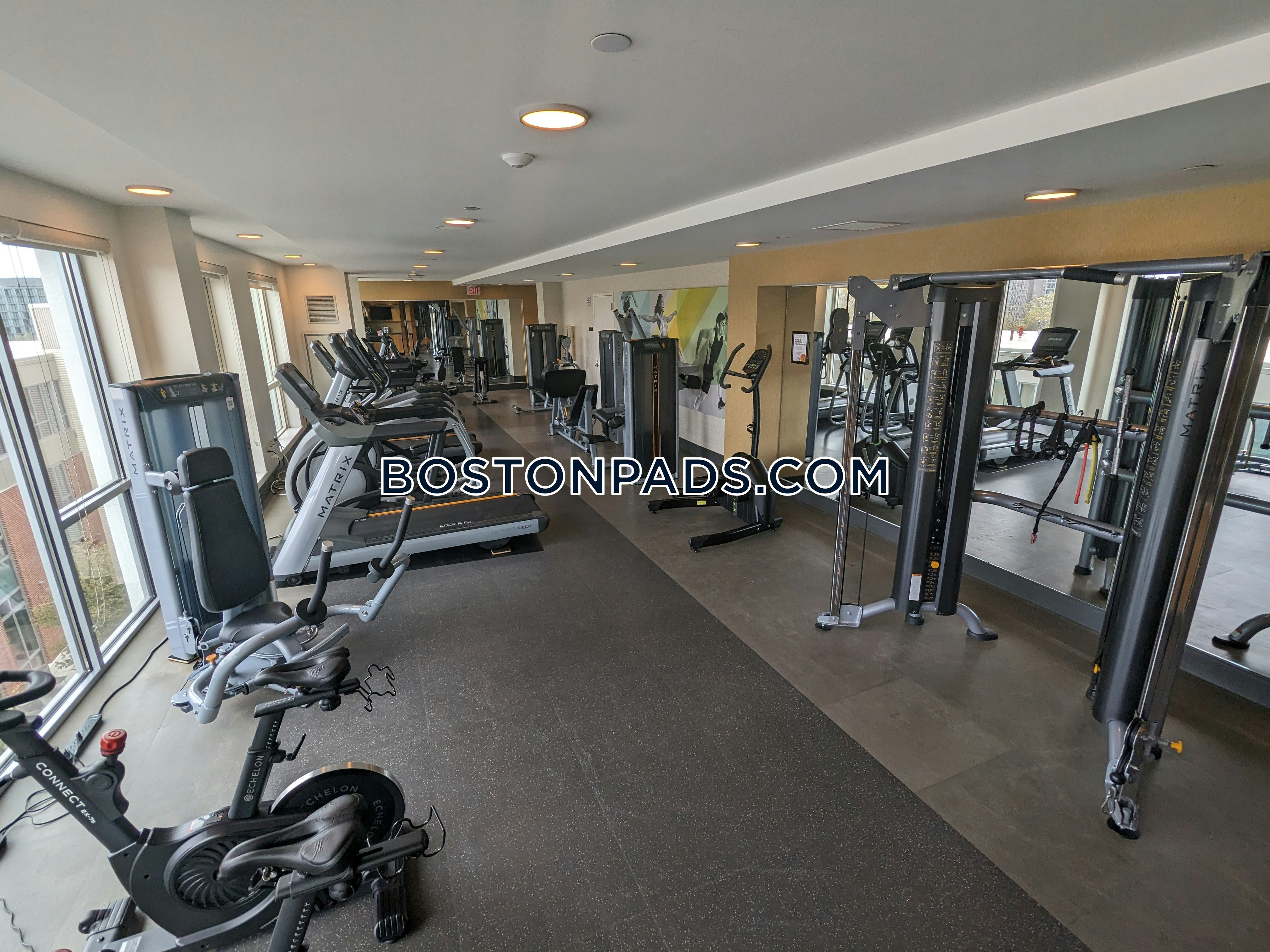 101 South Huntington Ave. Photo 32