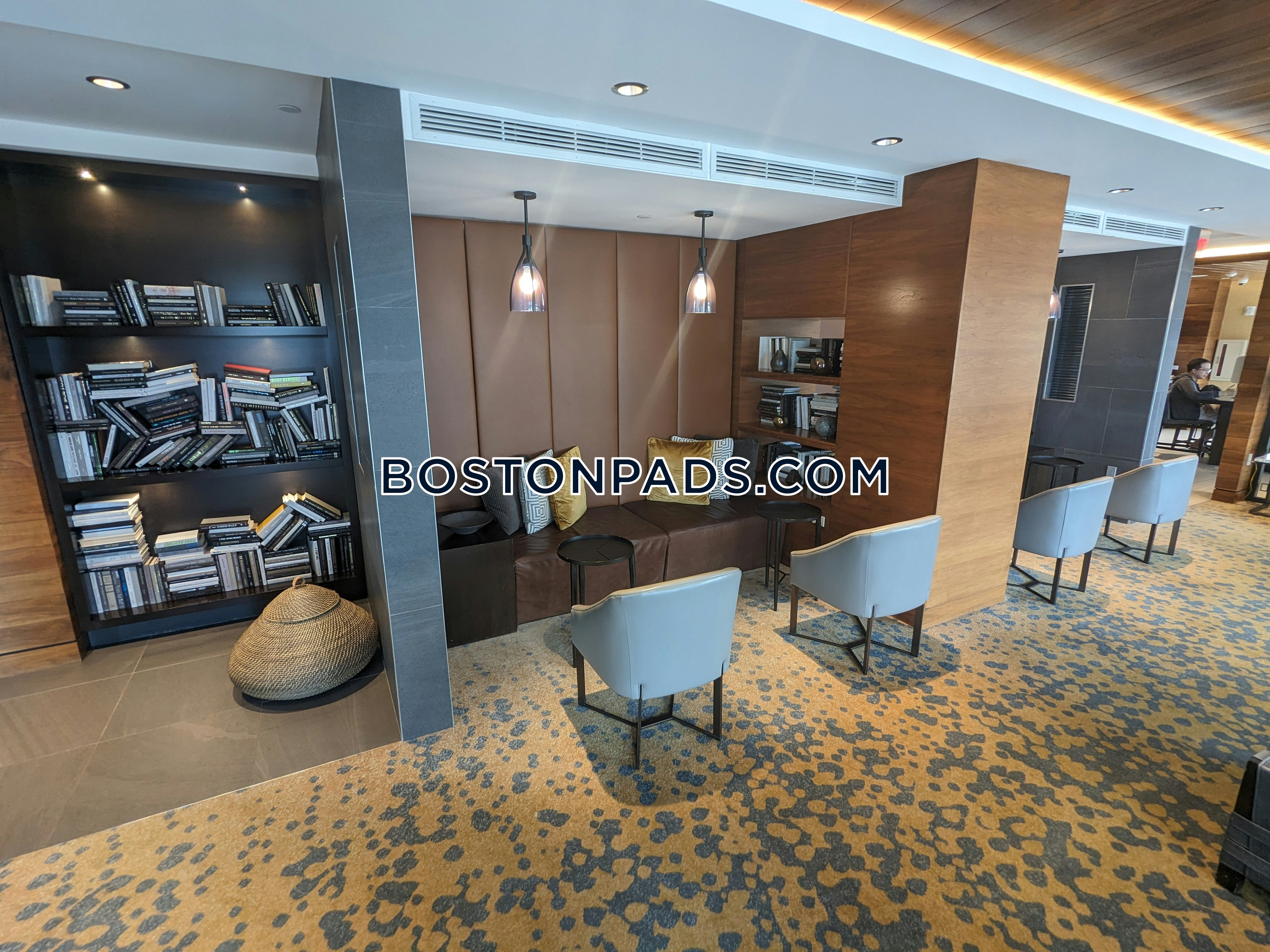 101 South Huntington Ave. Photo 5