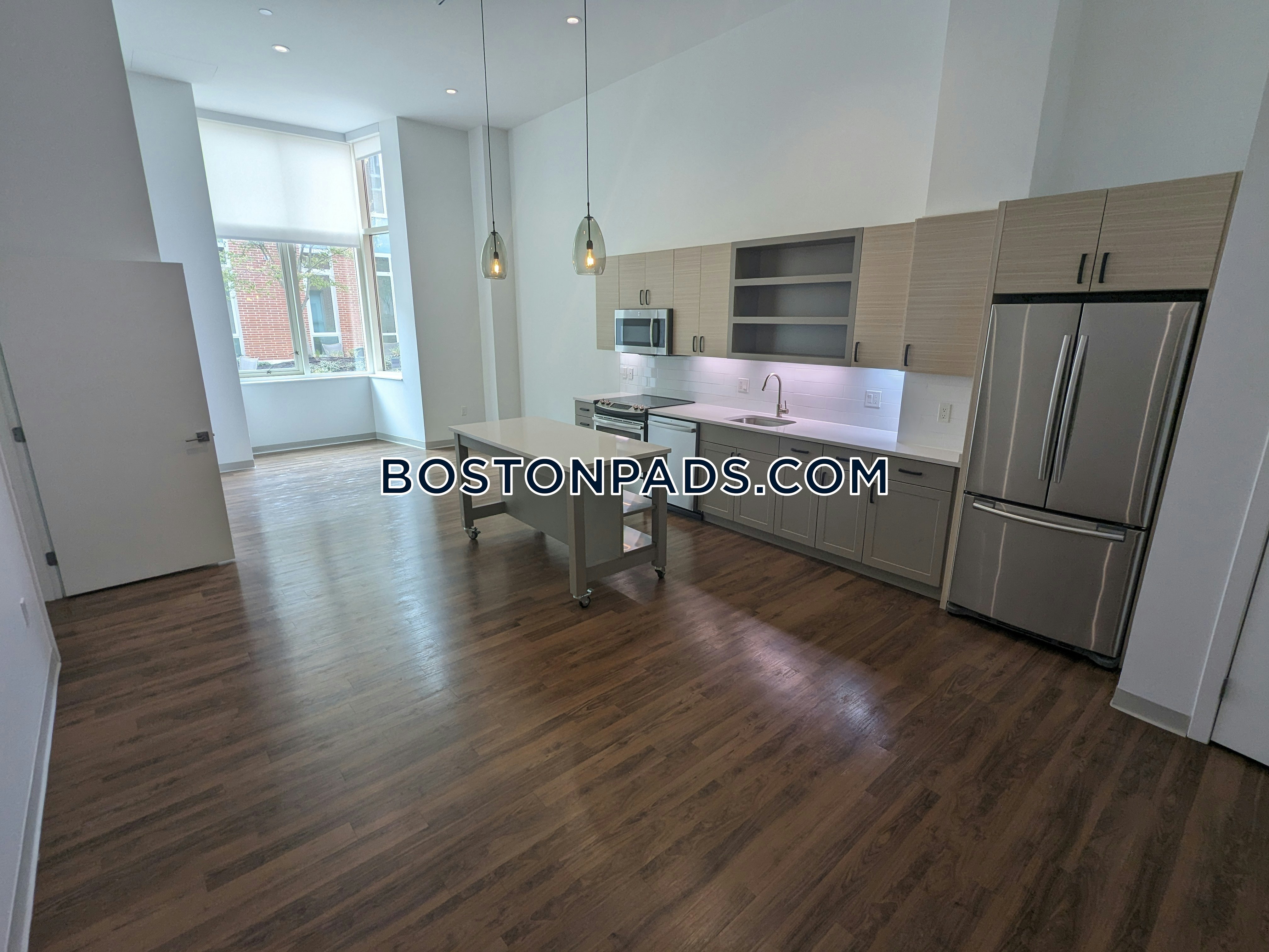 101 South Huntington Ave. Photo 41