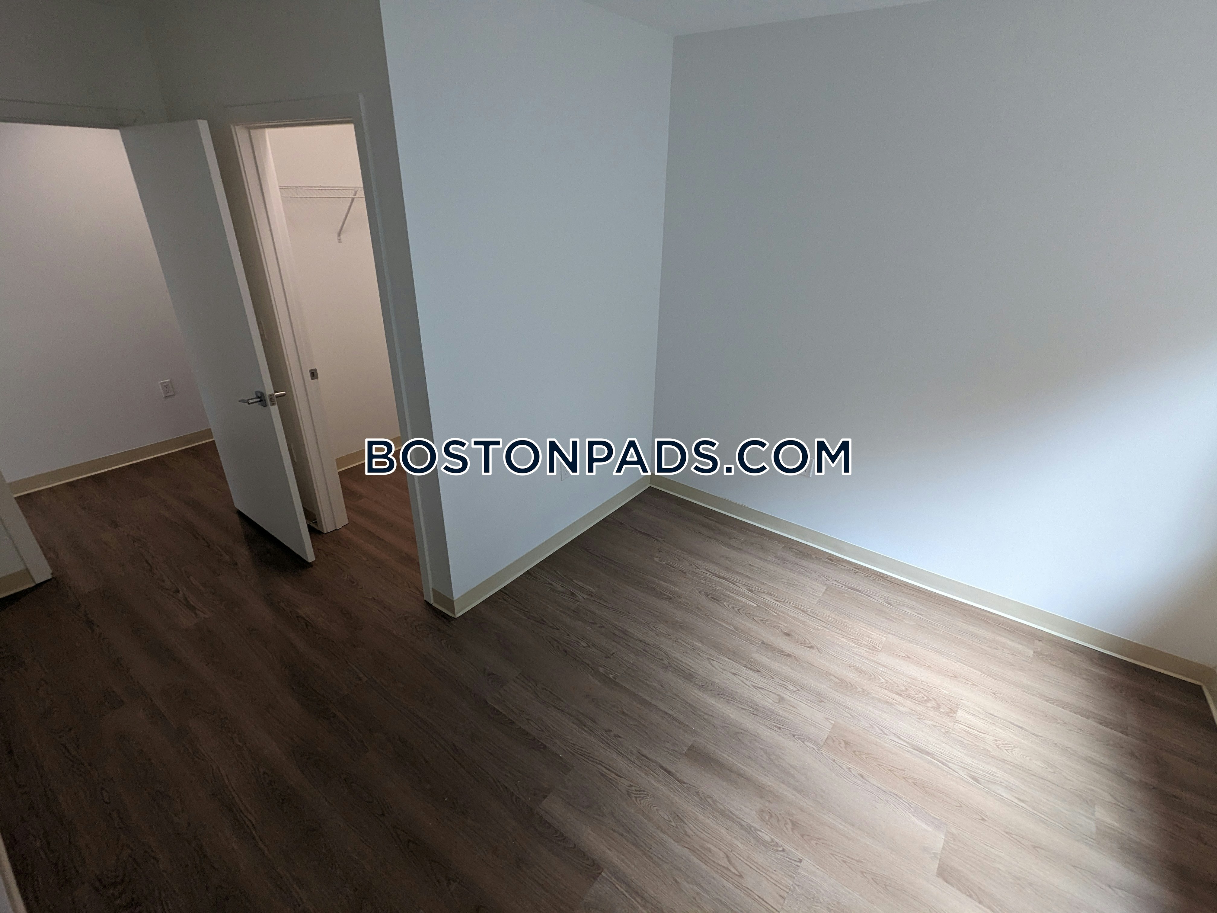 101 South Huntington Ave. Photo 109