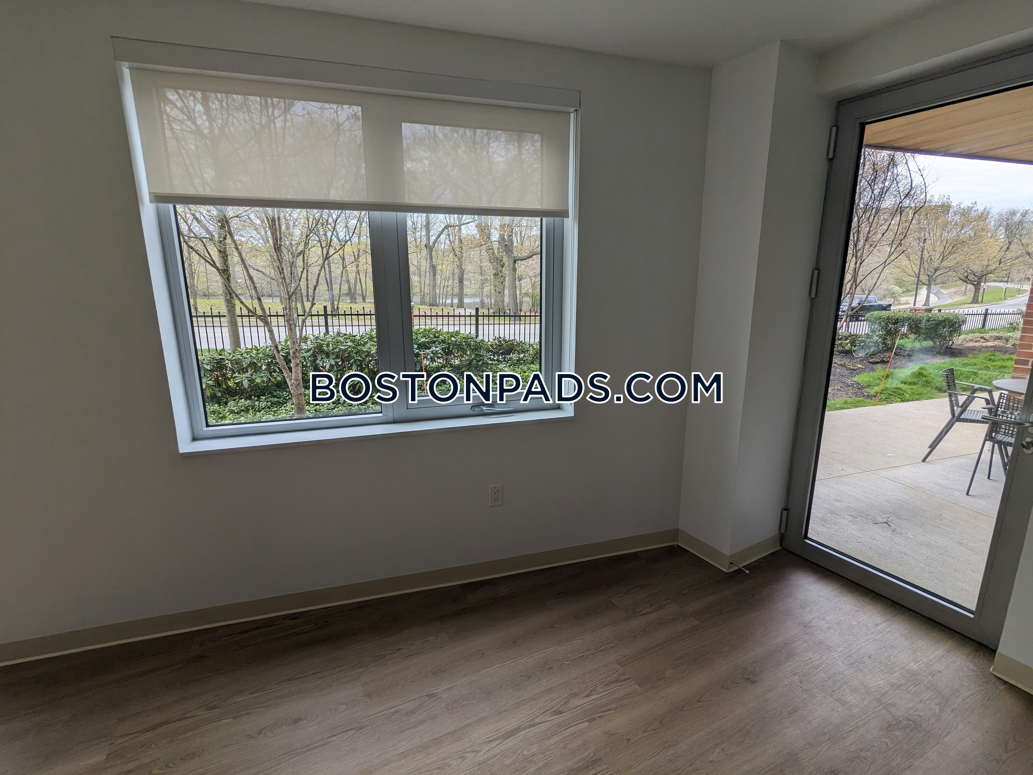 101 South Huntington Ave. Photo 16