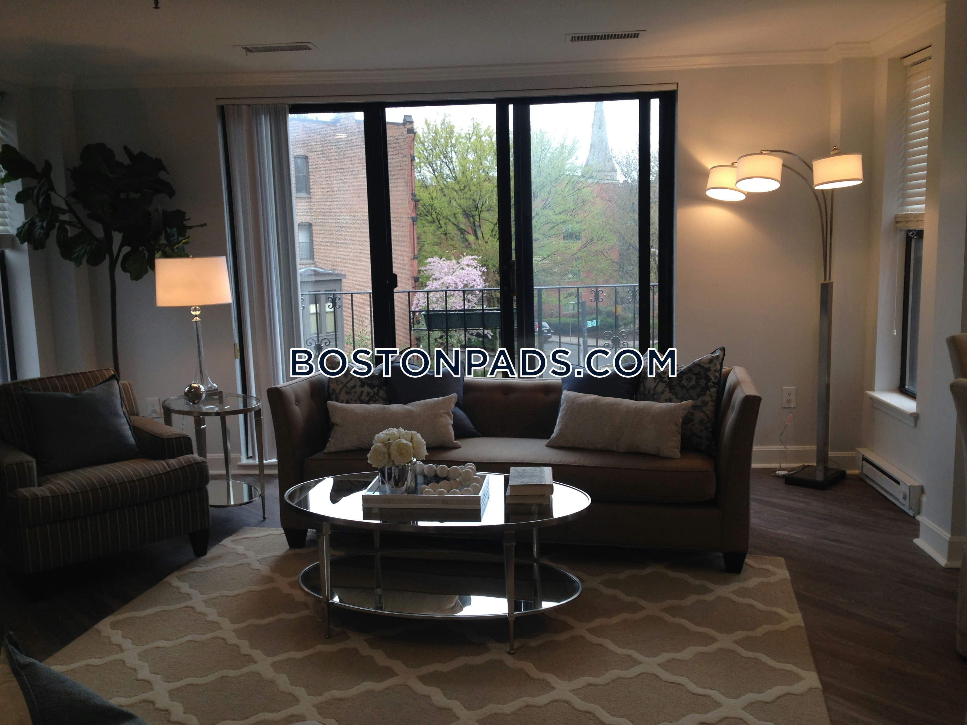 Garrison Square Photo 40