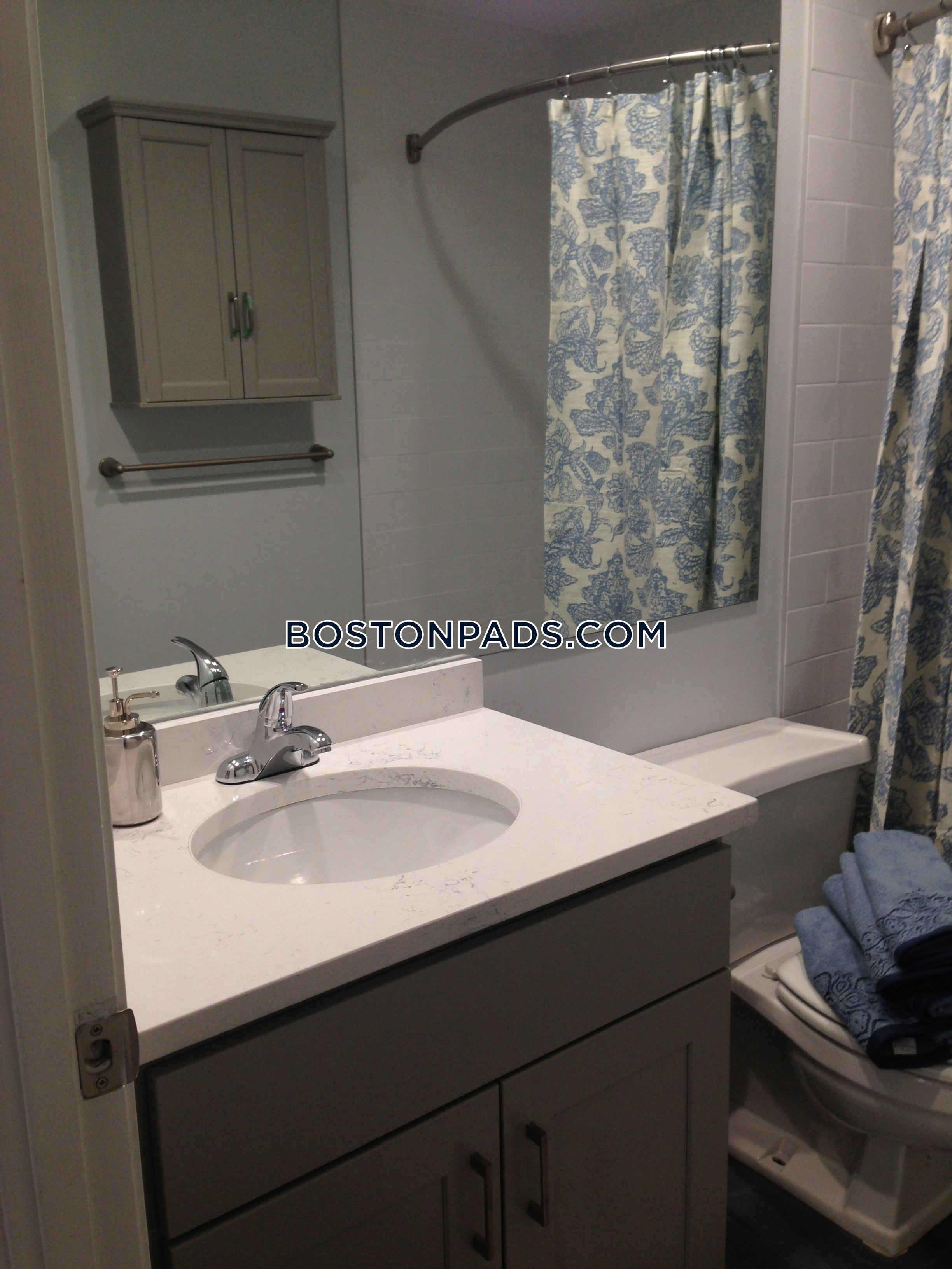 Garrison Square Photo 29