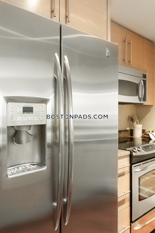 Harborview at the Navy Yard Photo 28