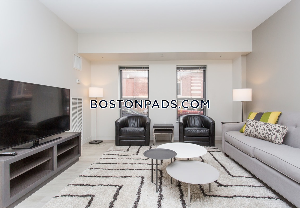 James and Harrison Court Photo 57