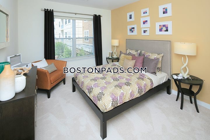 Brigham Square Photo 3