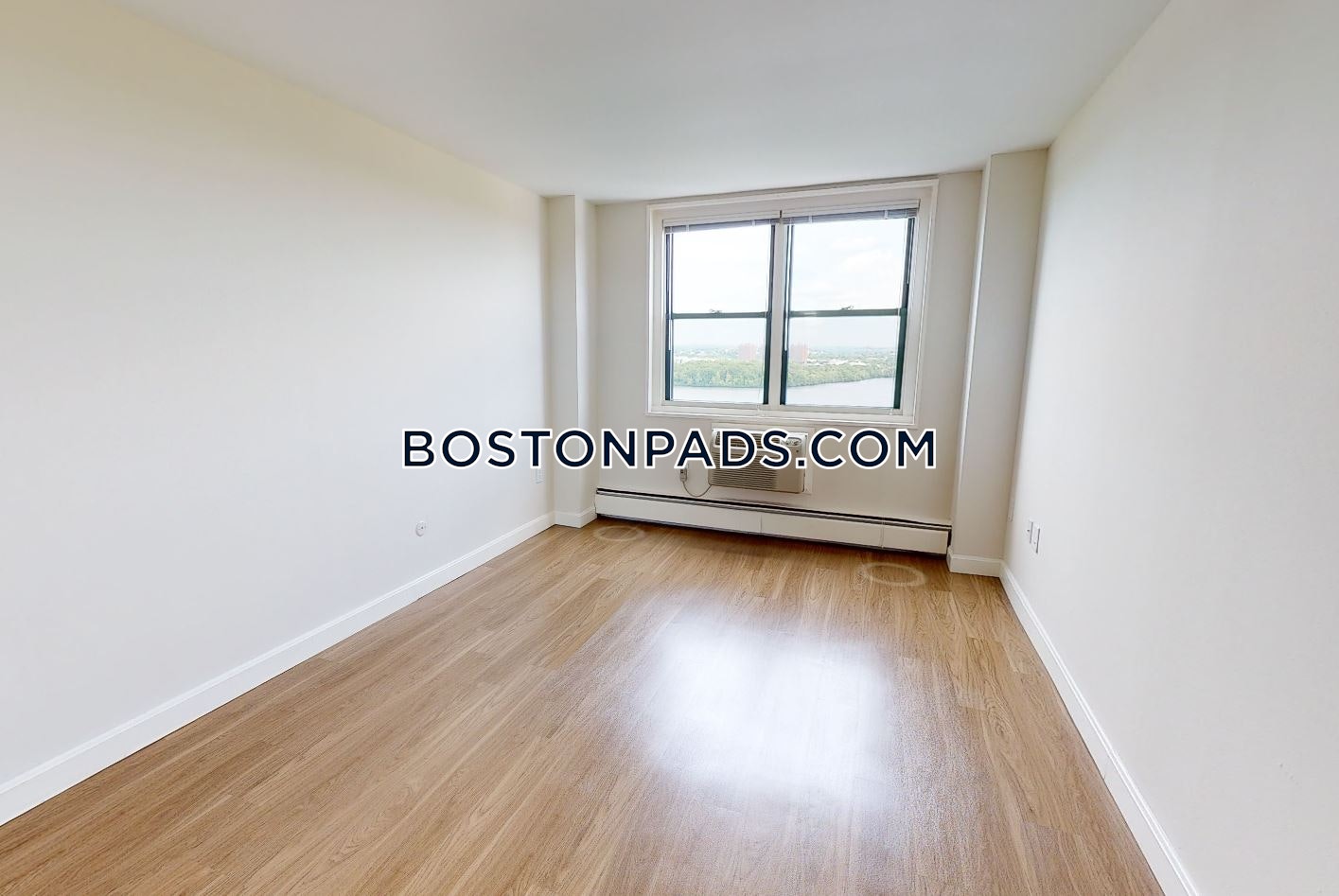 Parkside Place Photo 6