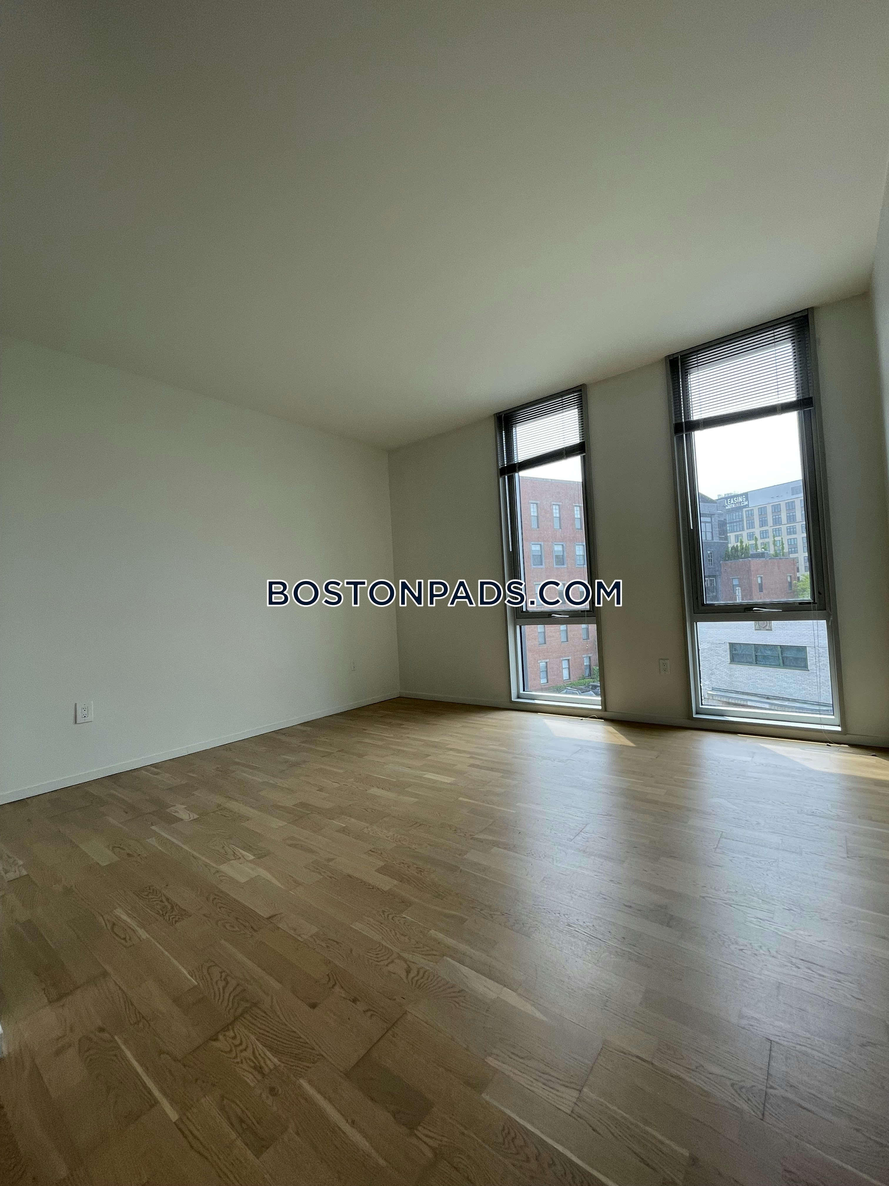 Girard Apartments Photo 39