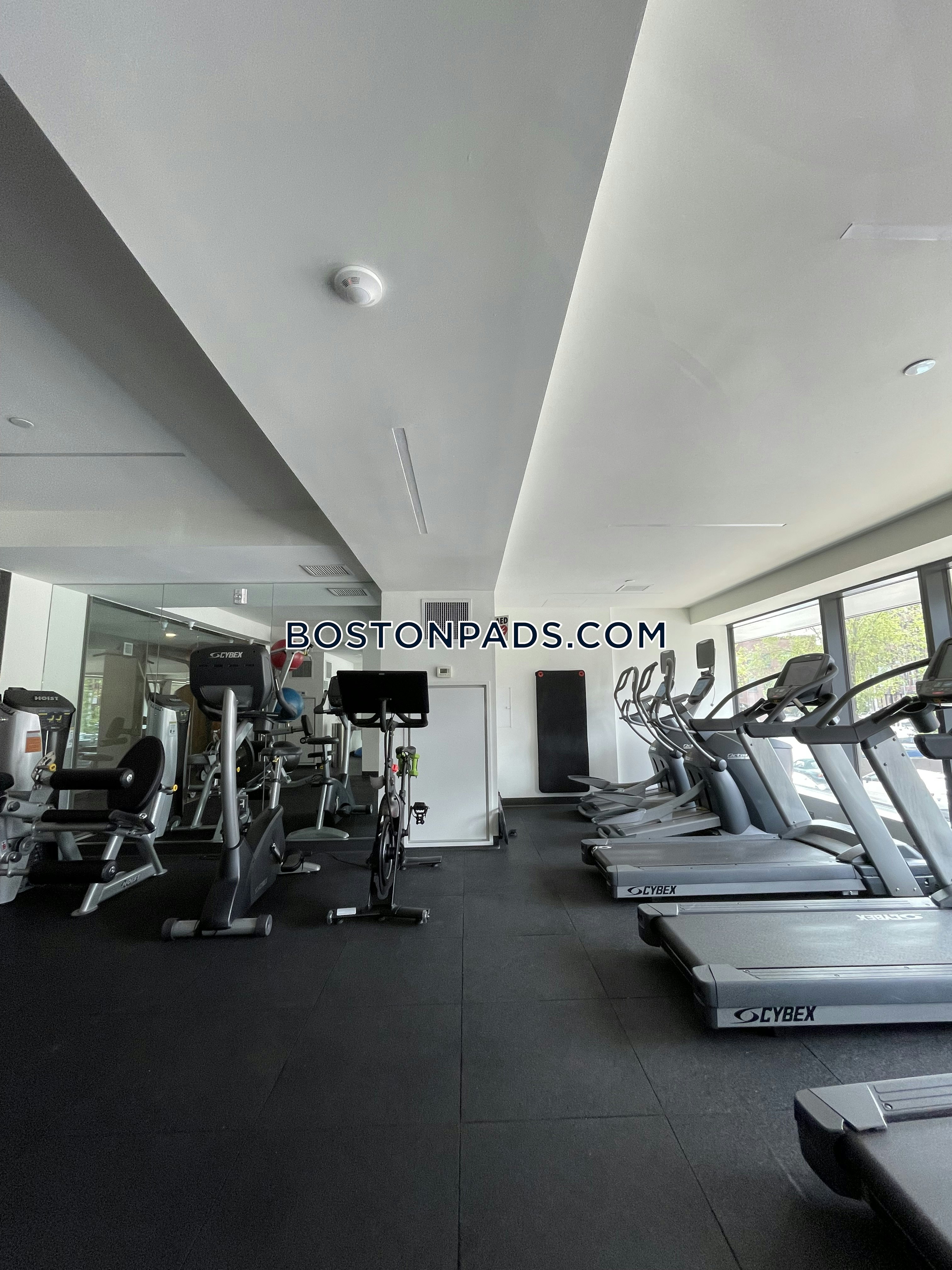 Girard Apartments Photo 99