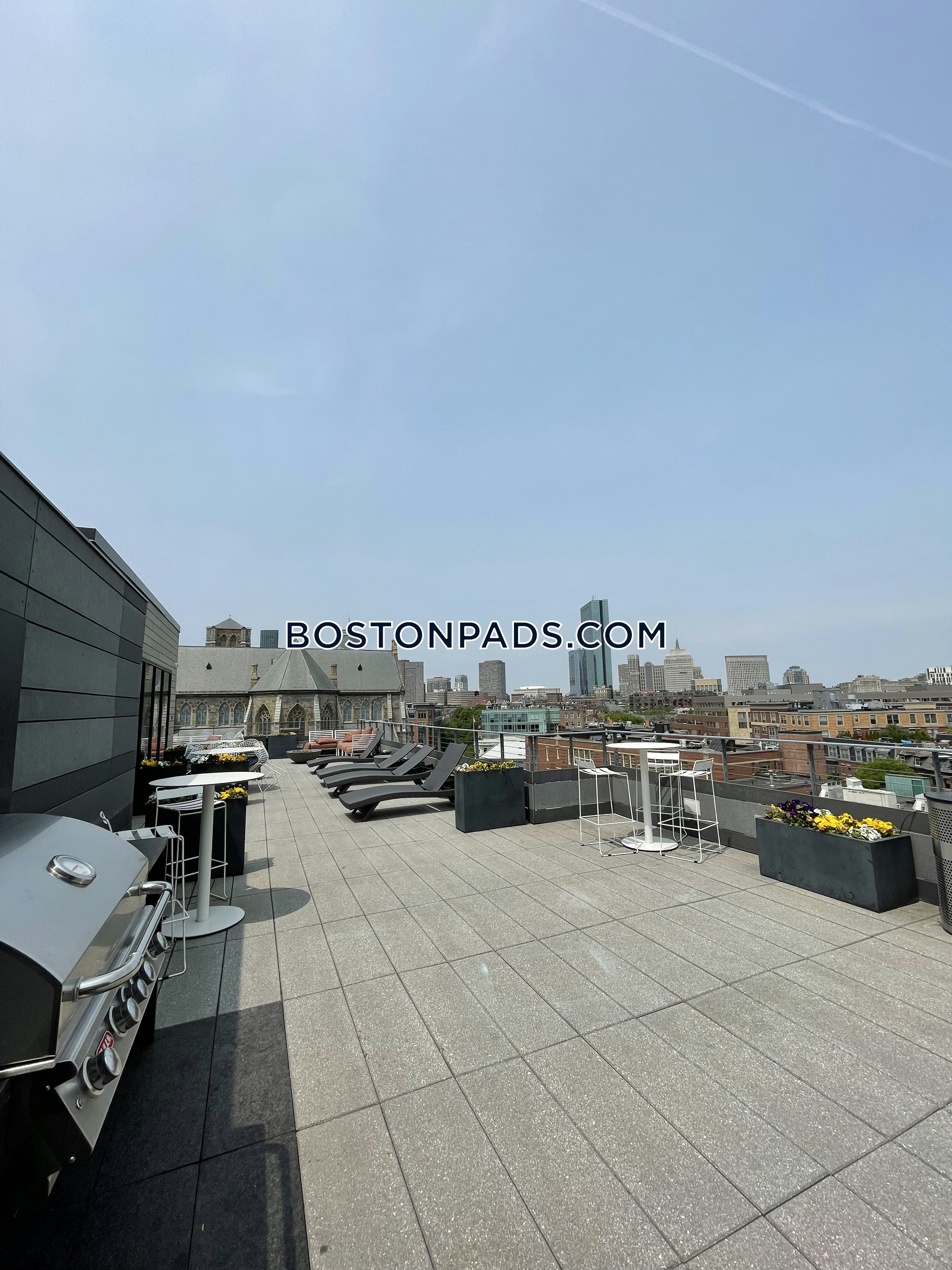 Girard Apartments Photo 49