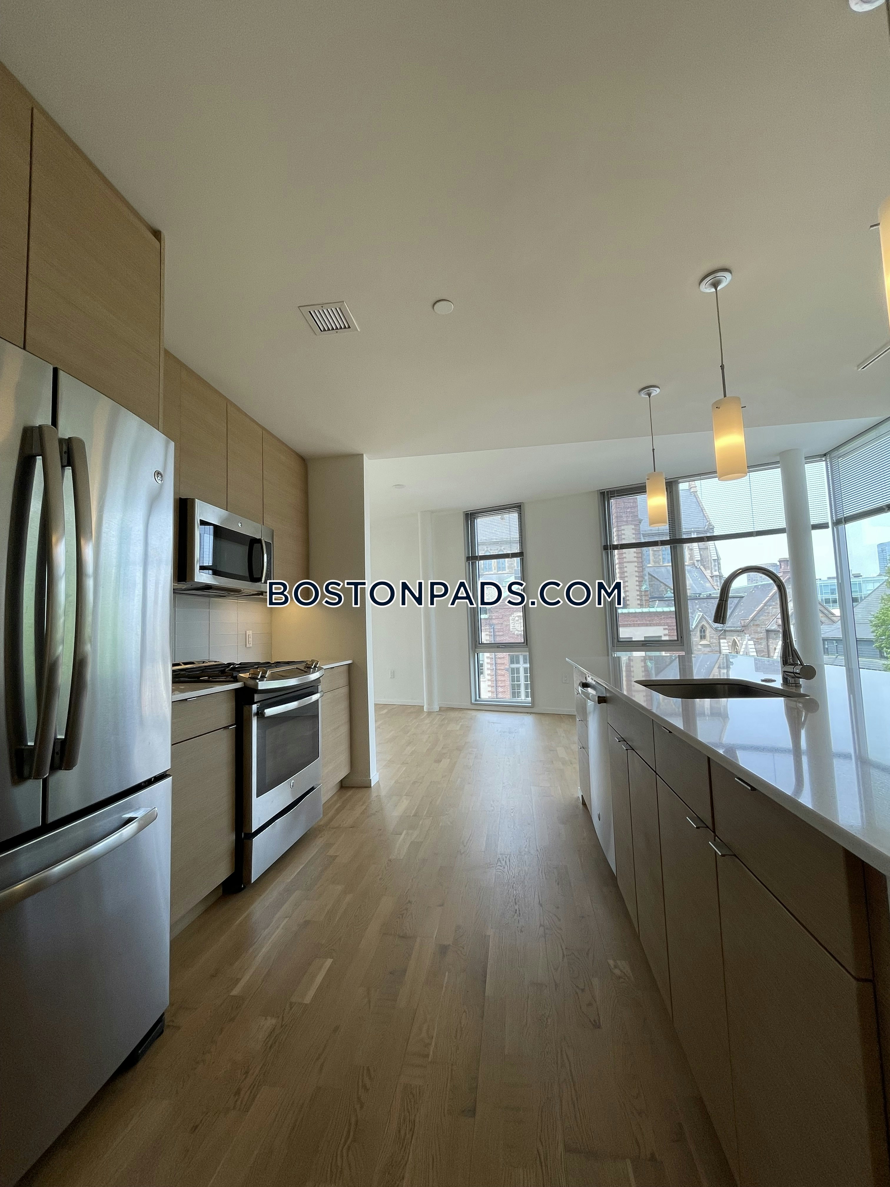 Girard Apartments Photo 81