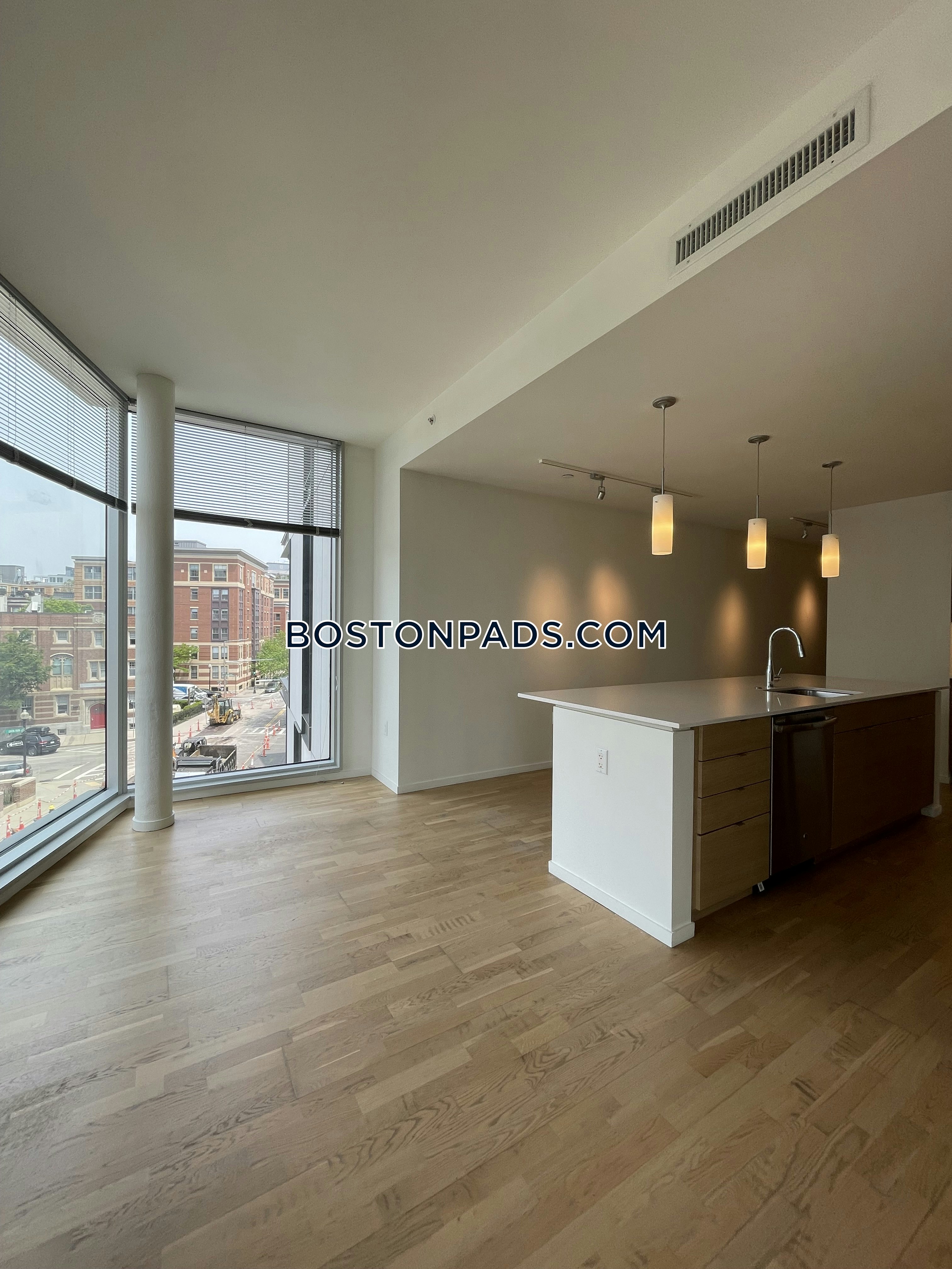 Girard Apartments Photo 19