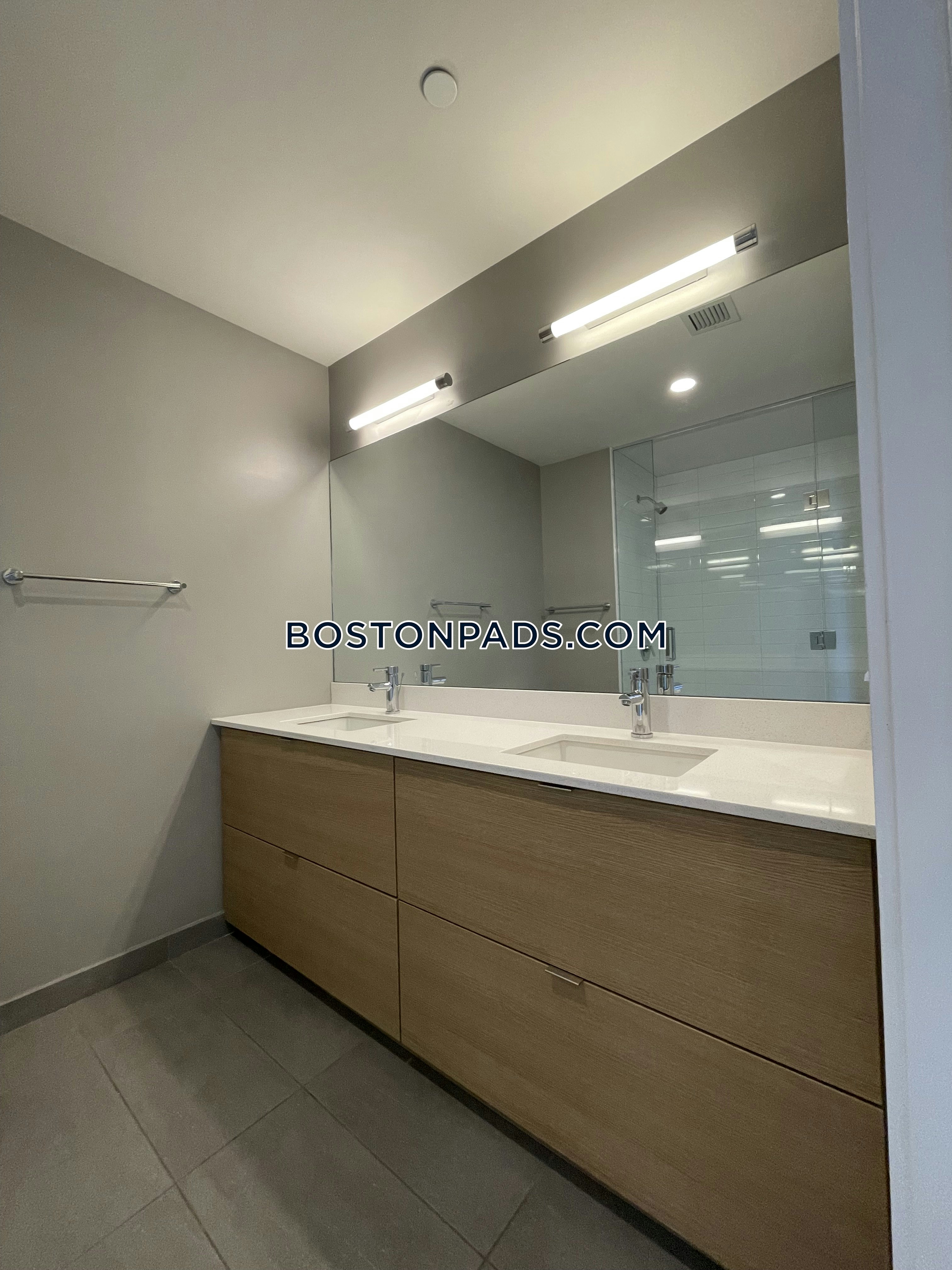 Girard Apartments Photo 91