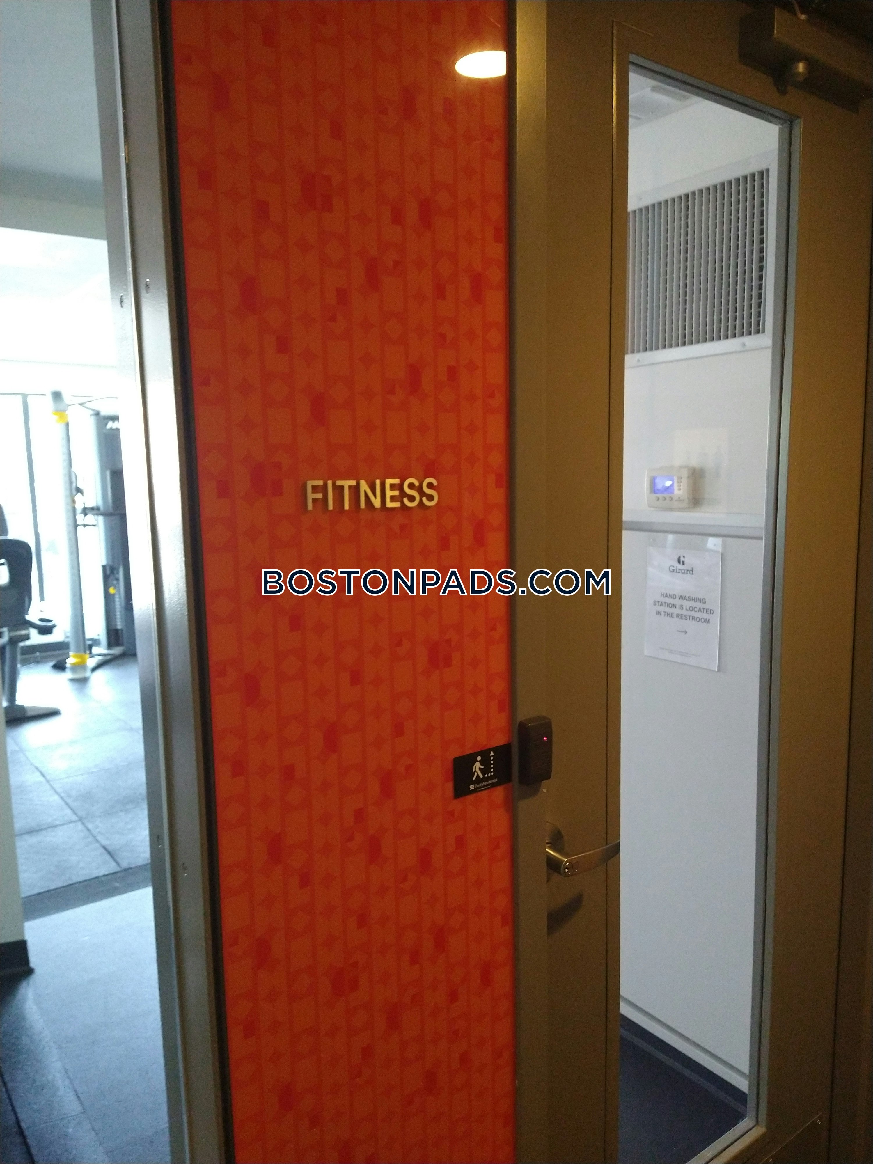 Girard Apartments Photo 132