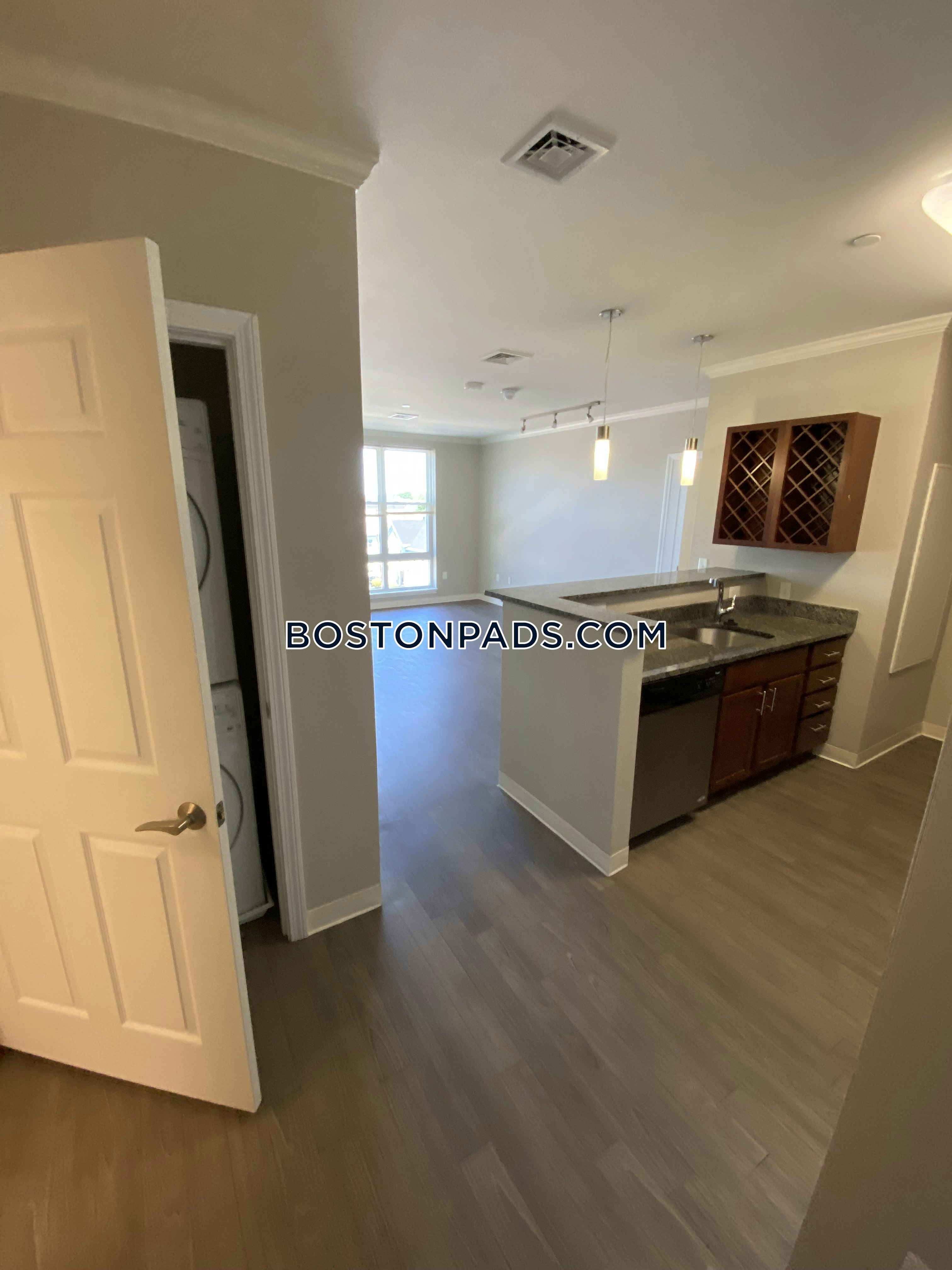 Residences at Malden Station Photo 20