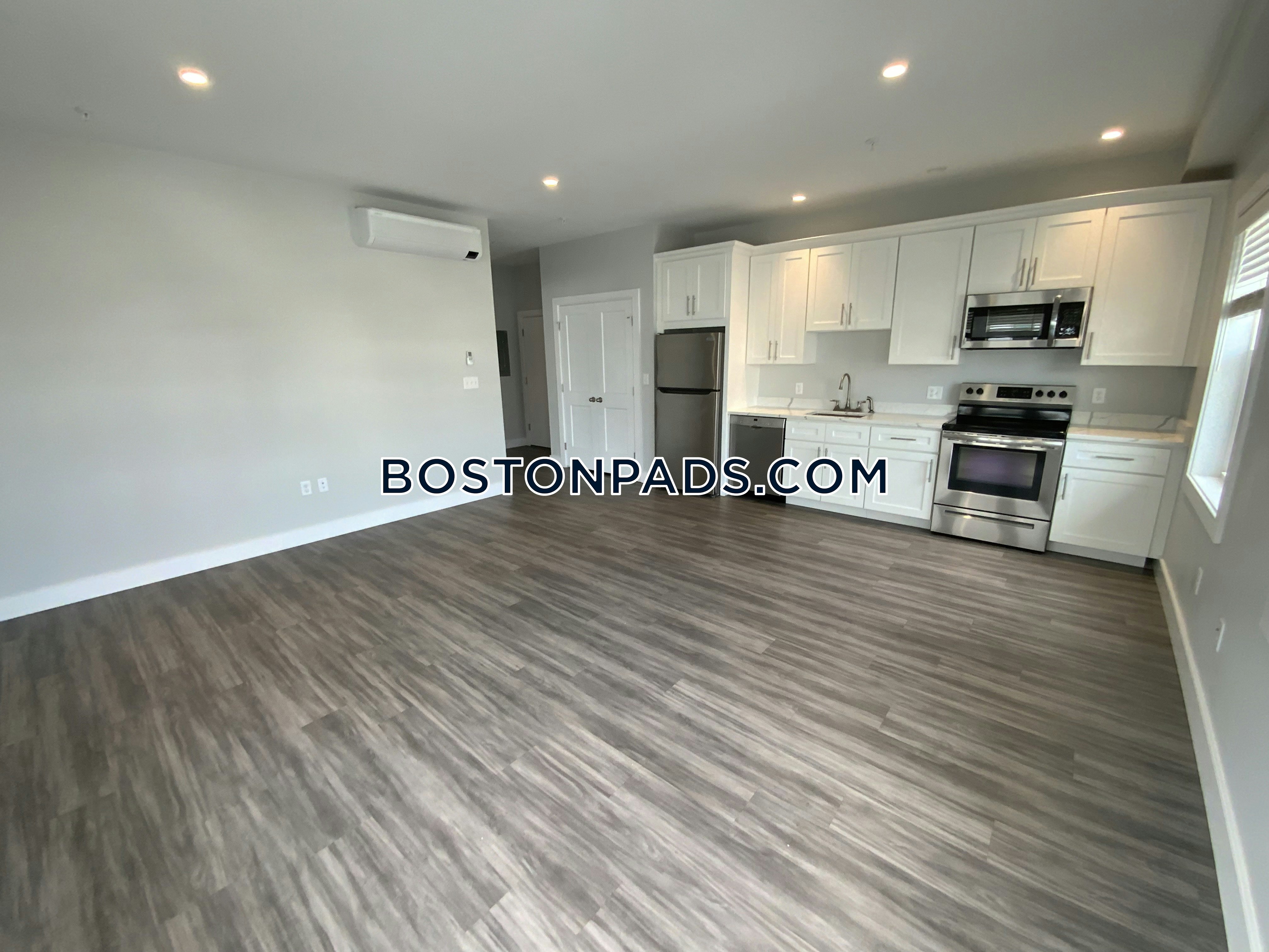 Ocean Bay Nantasket Photo 26