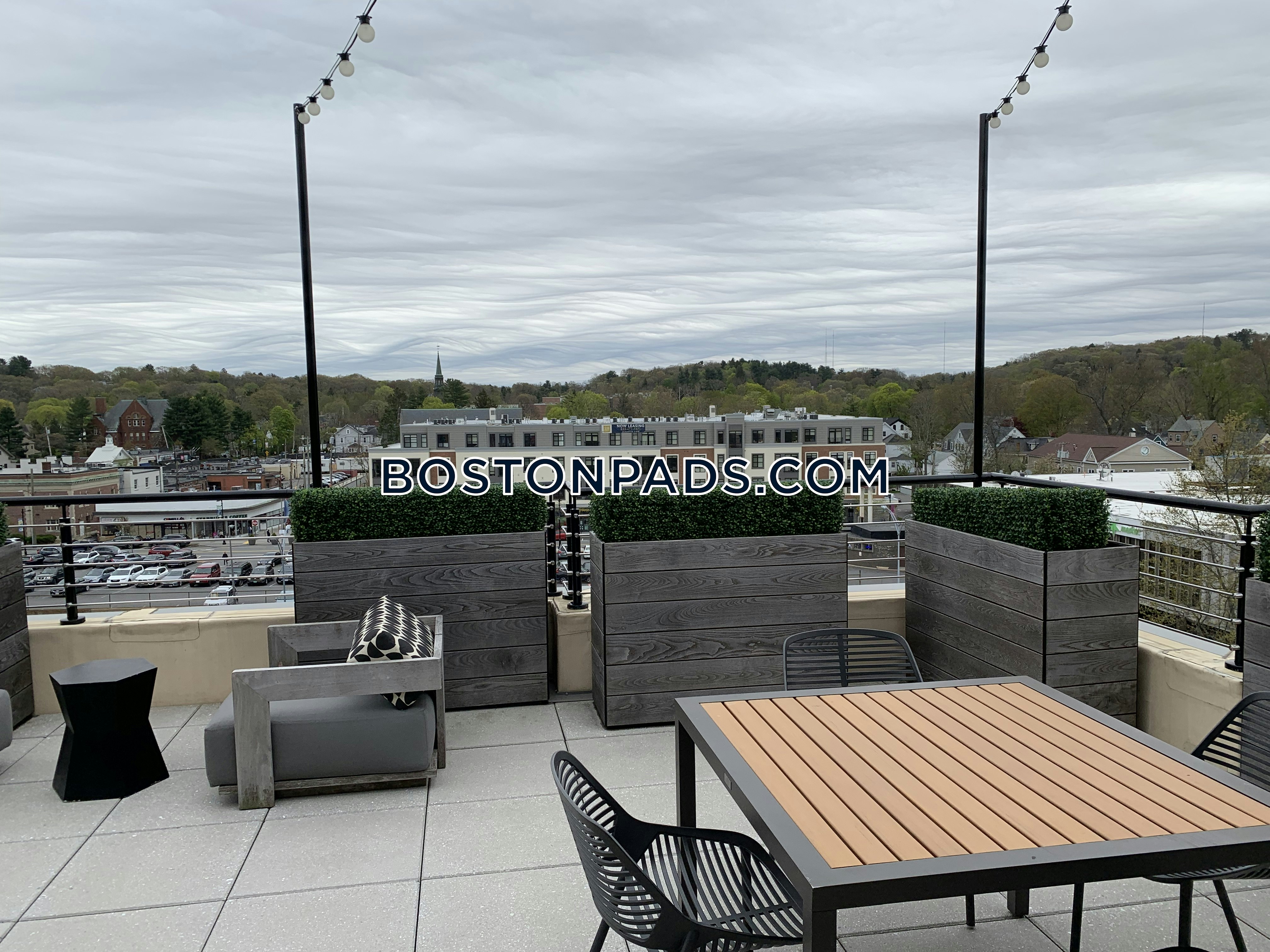 Trio Newton Photo 45