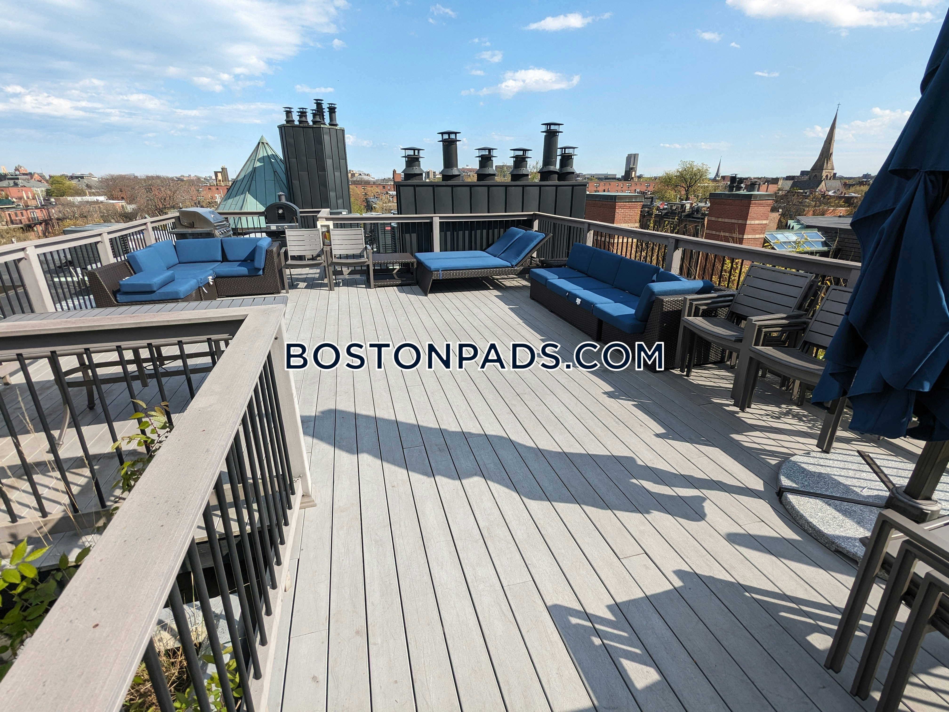 Garrison Square Photo 2