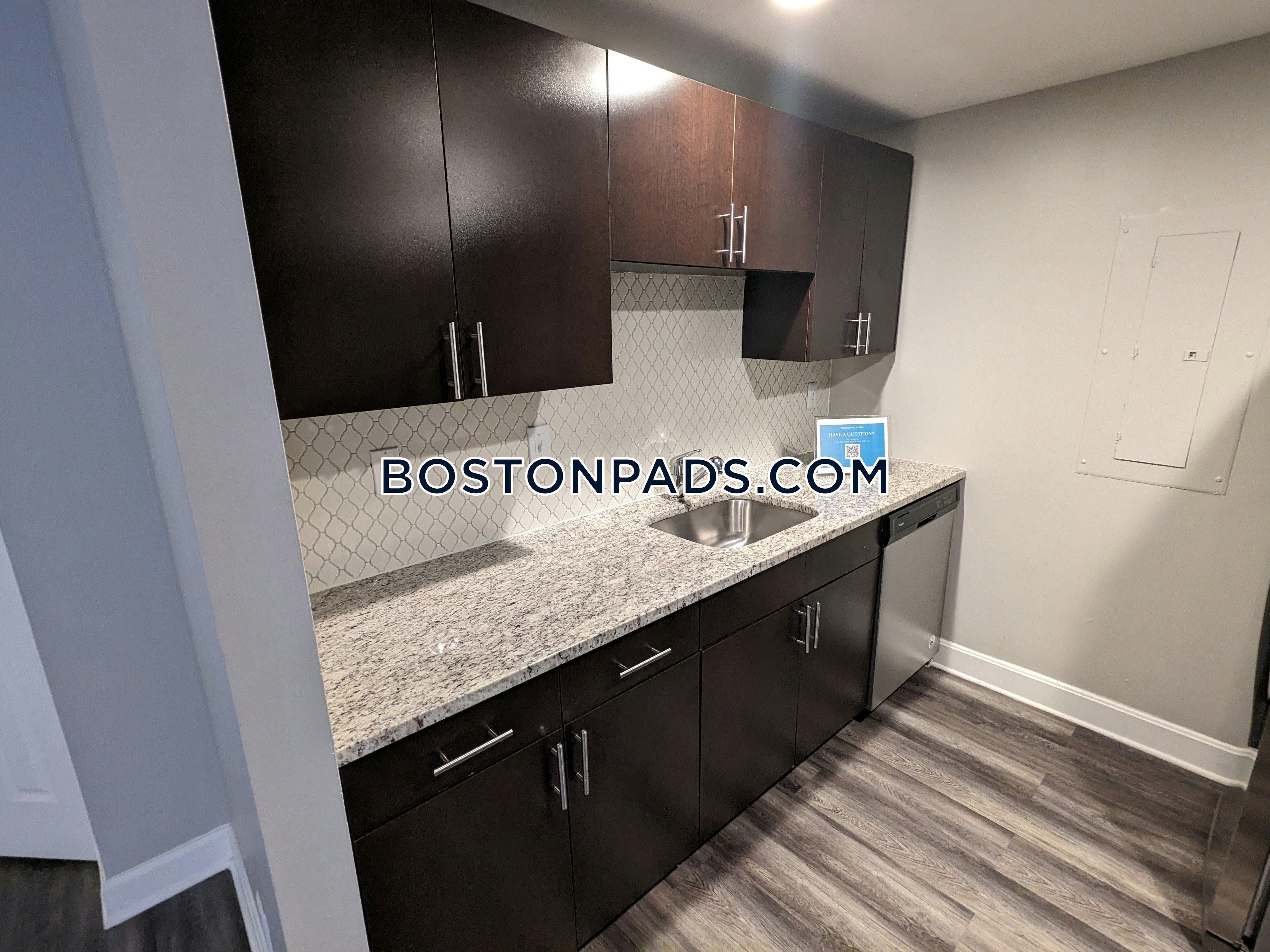 Garrison Square Photo 31