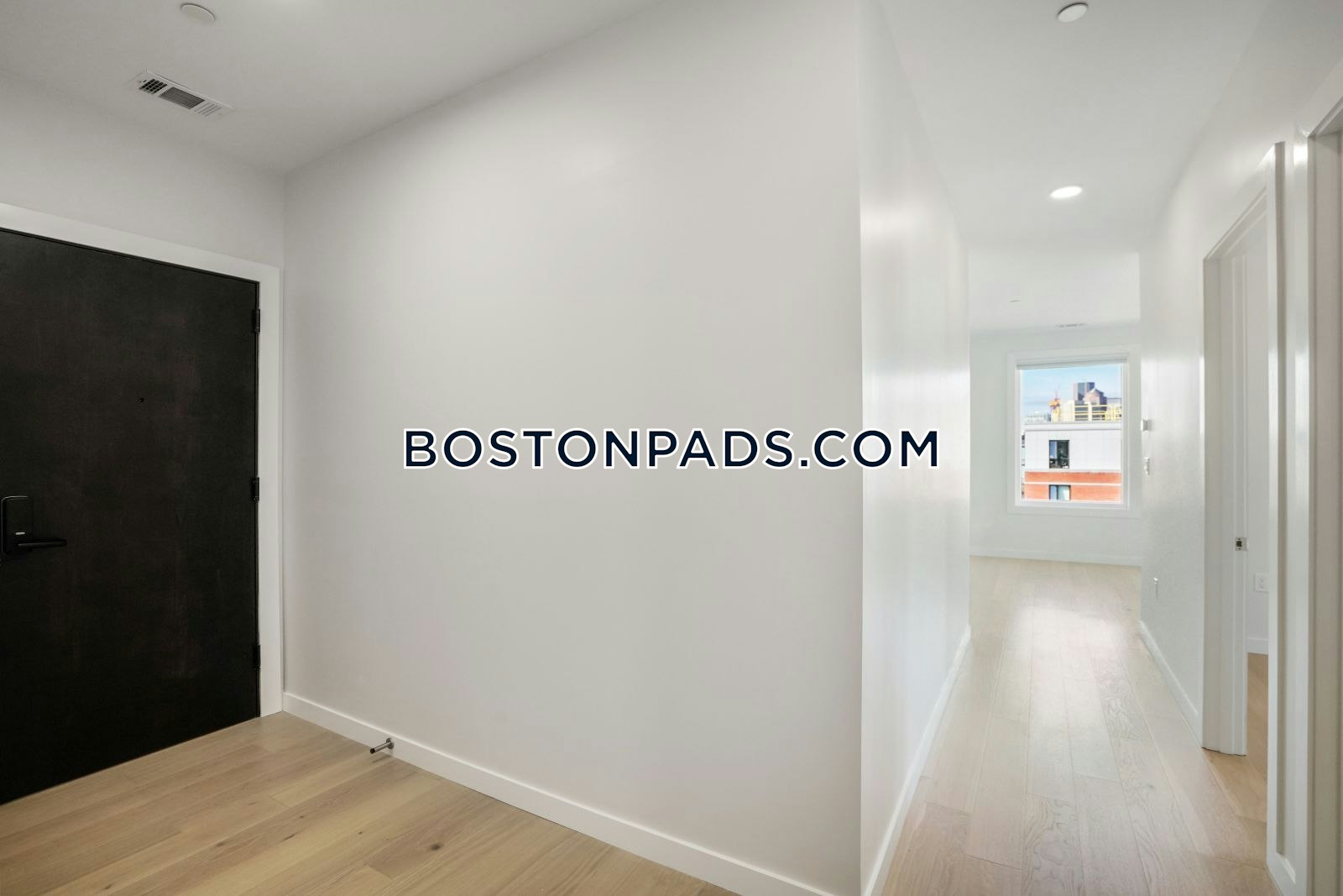 Gateway at Maverick Square Photo 126