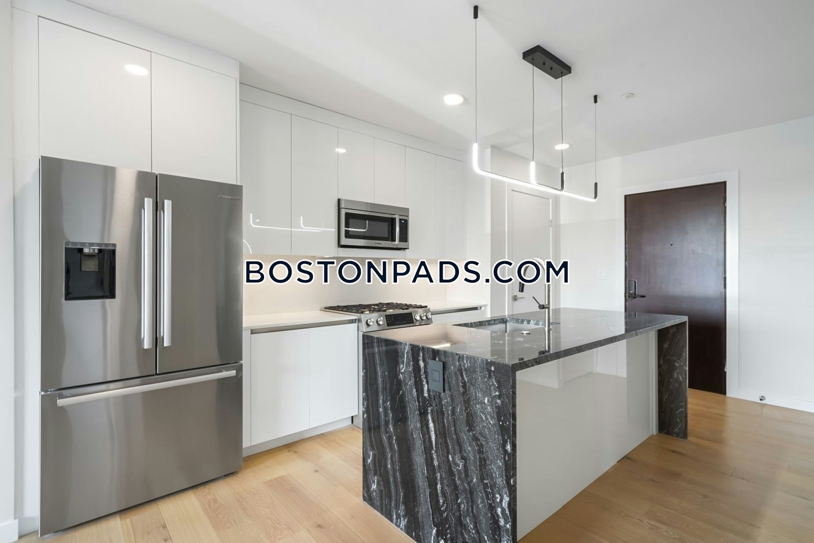 Gateway at Maverick Square Photo 115