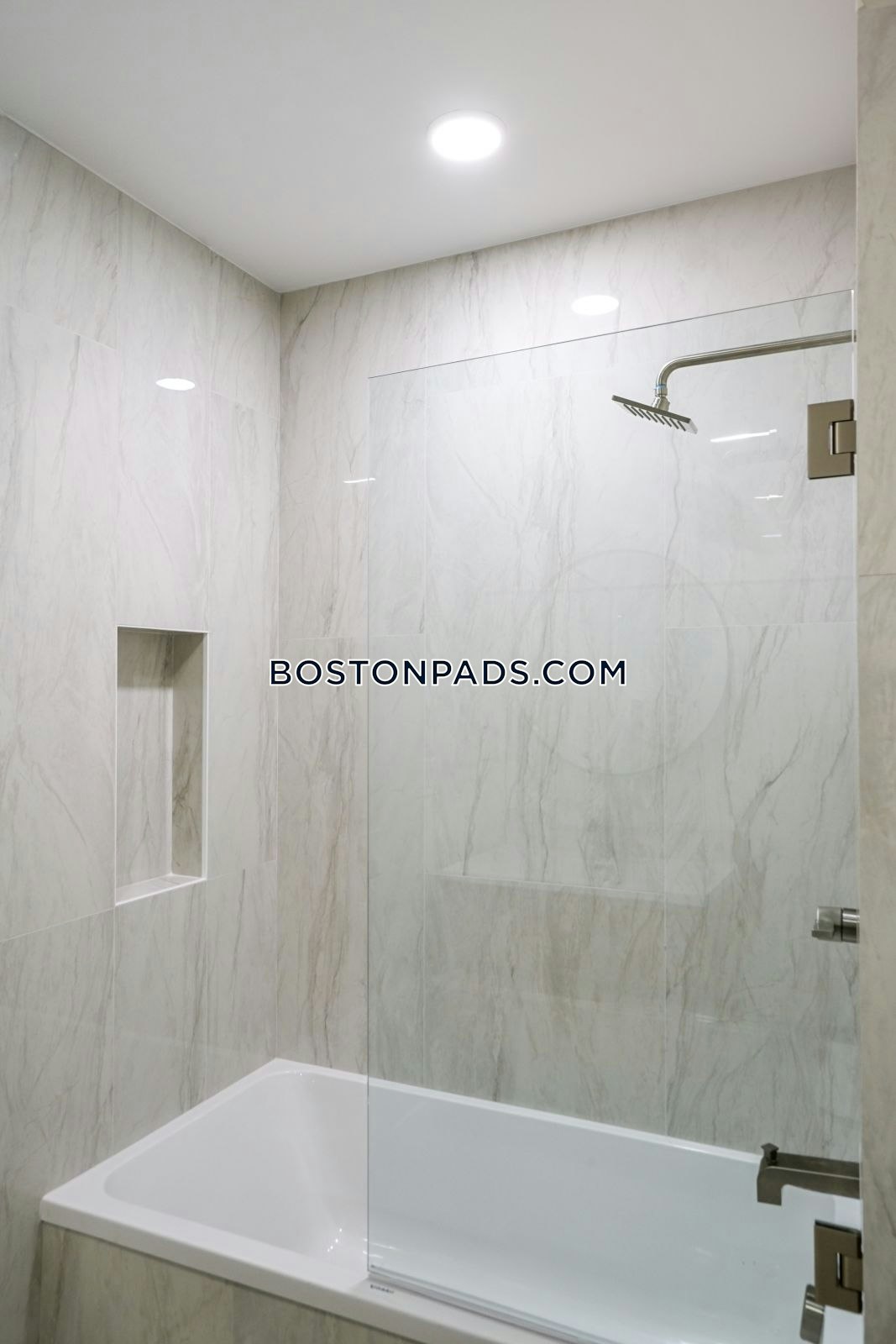 Gateway at Maverick Square Photo 101