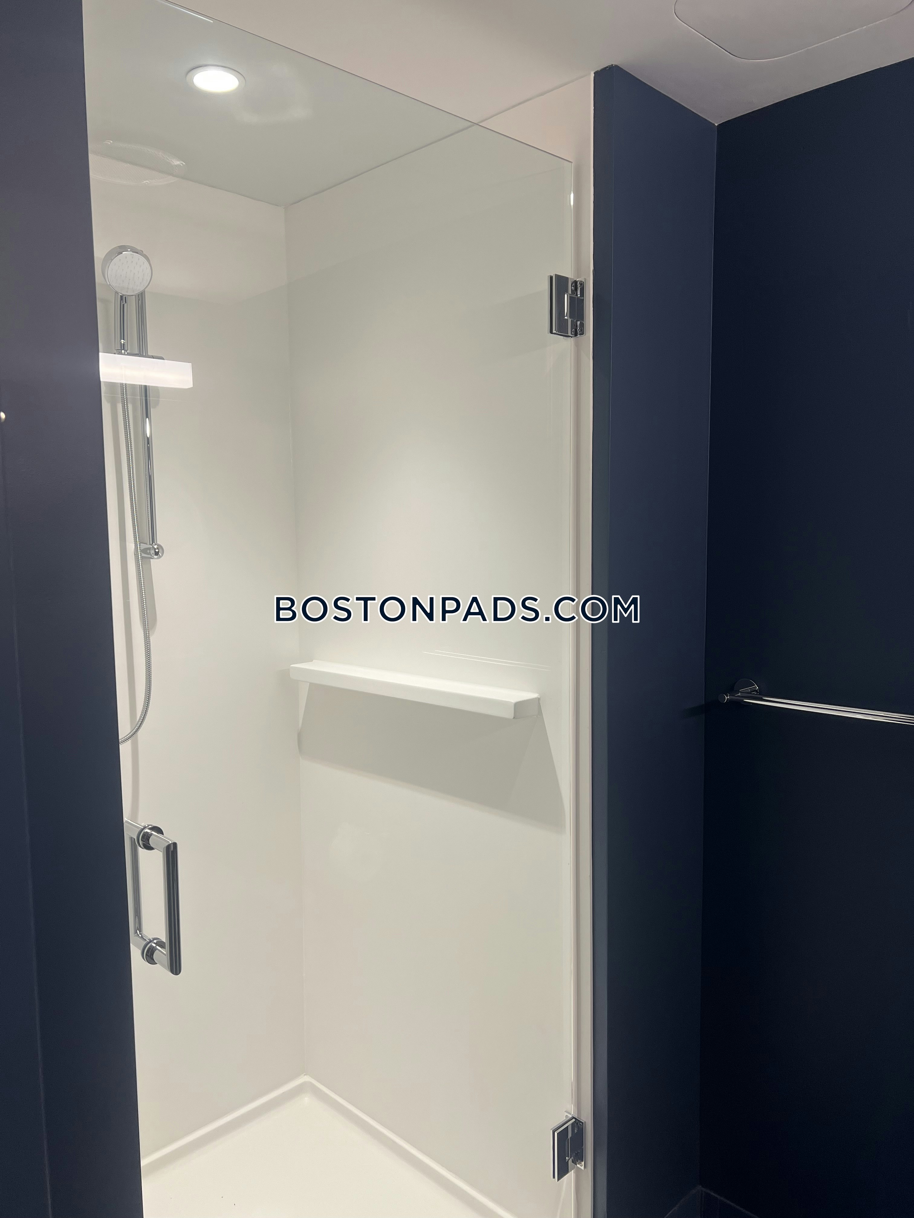 Prism Apartments Photo 36