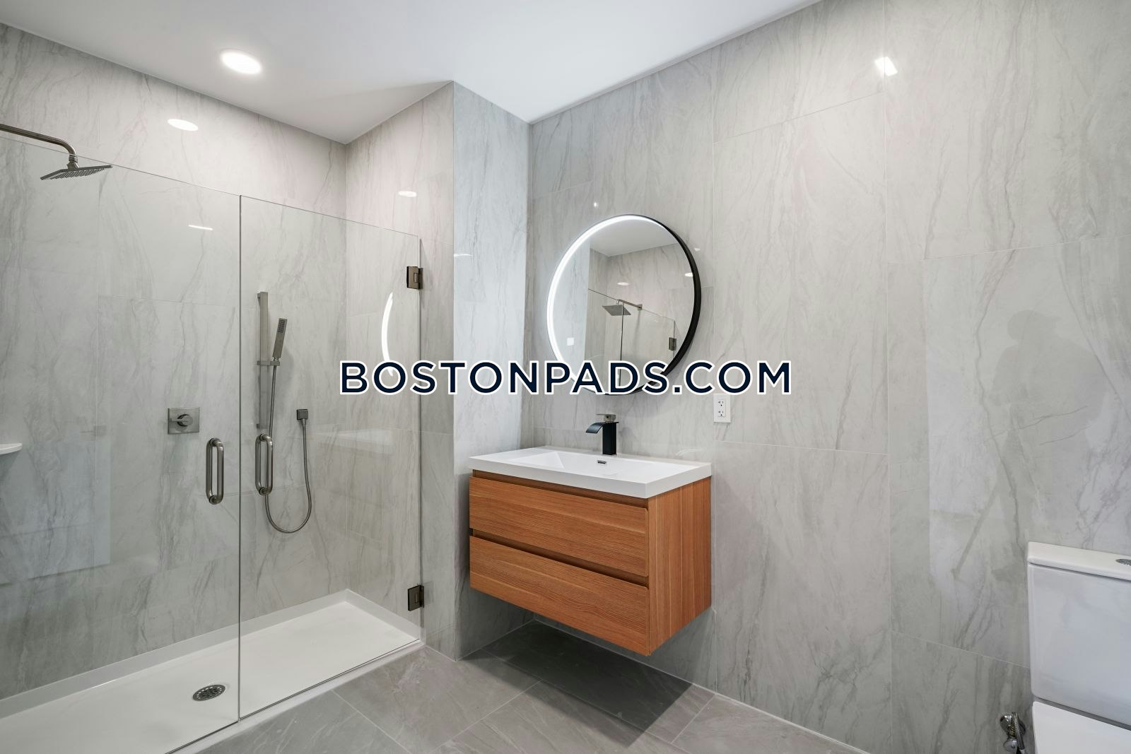 Gateway at Maverick Square Photo 183