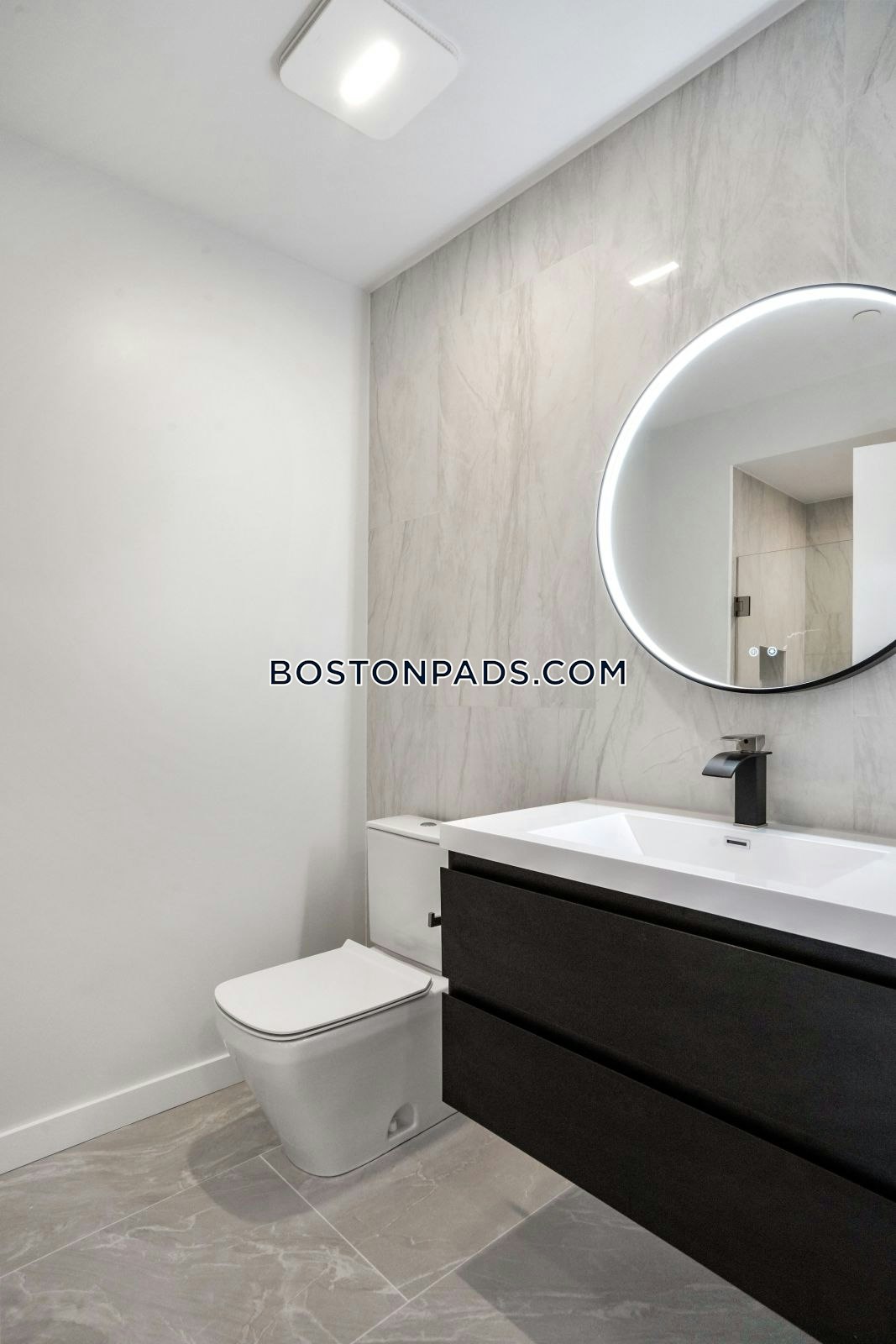 Gateway at Maverick Square Photo 205