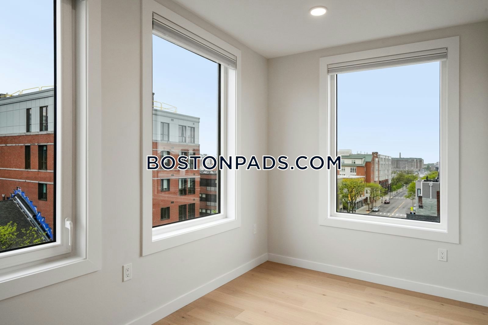 Gateway at Maverick Square Photo 68