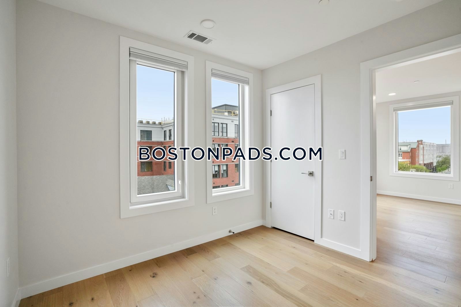 Gateway at Maverick Square Photo 66