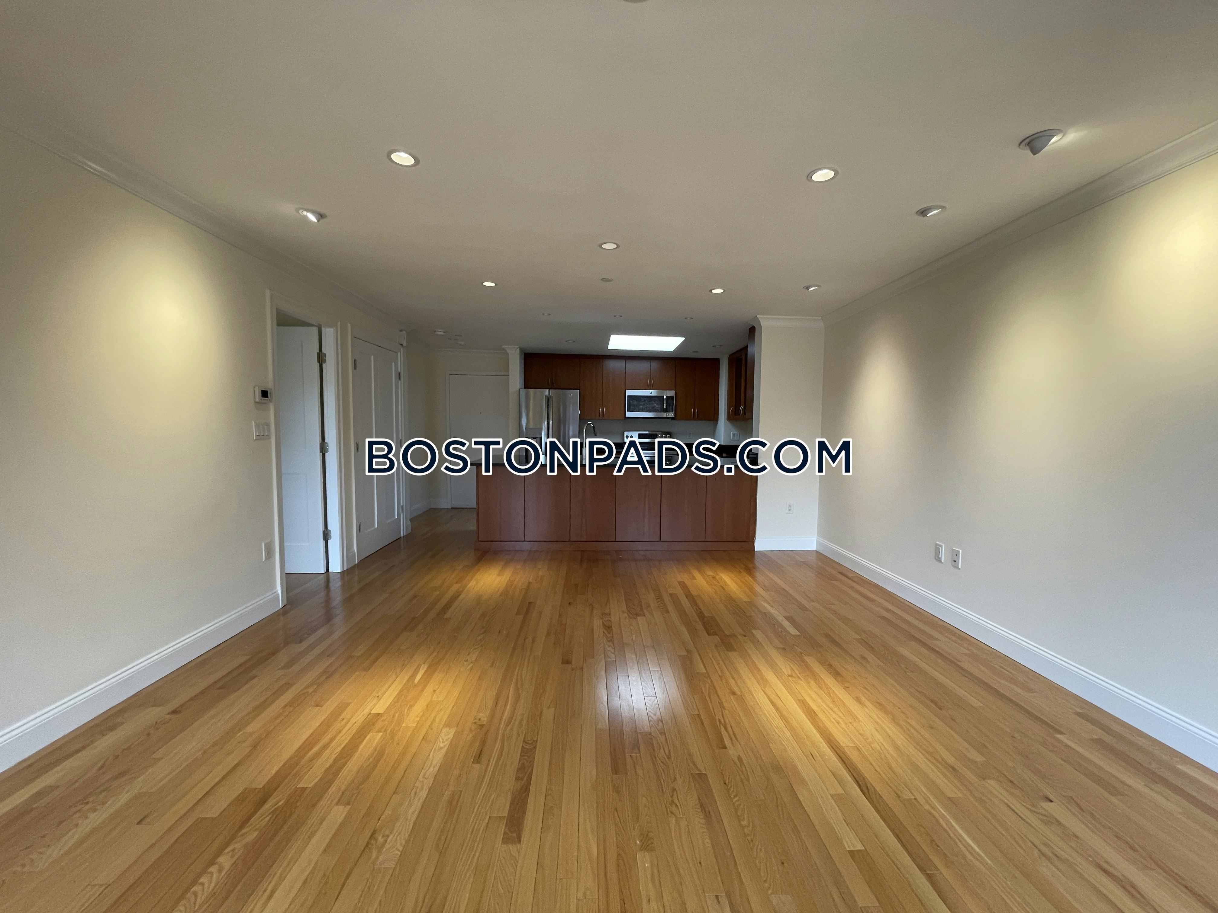 1443 Beacon Photo 167