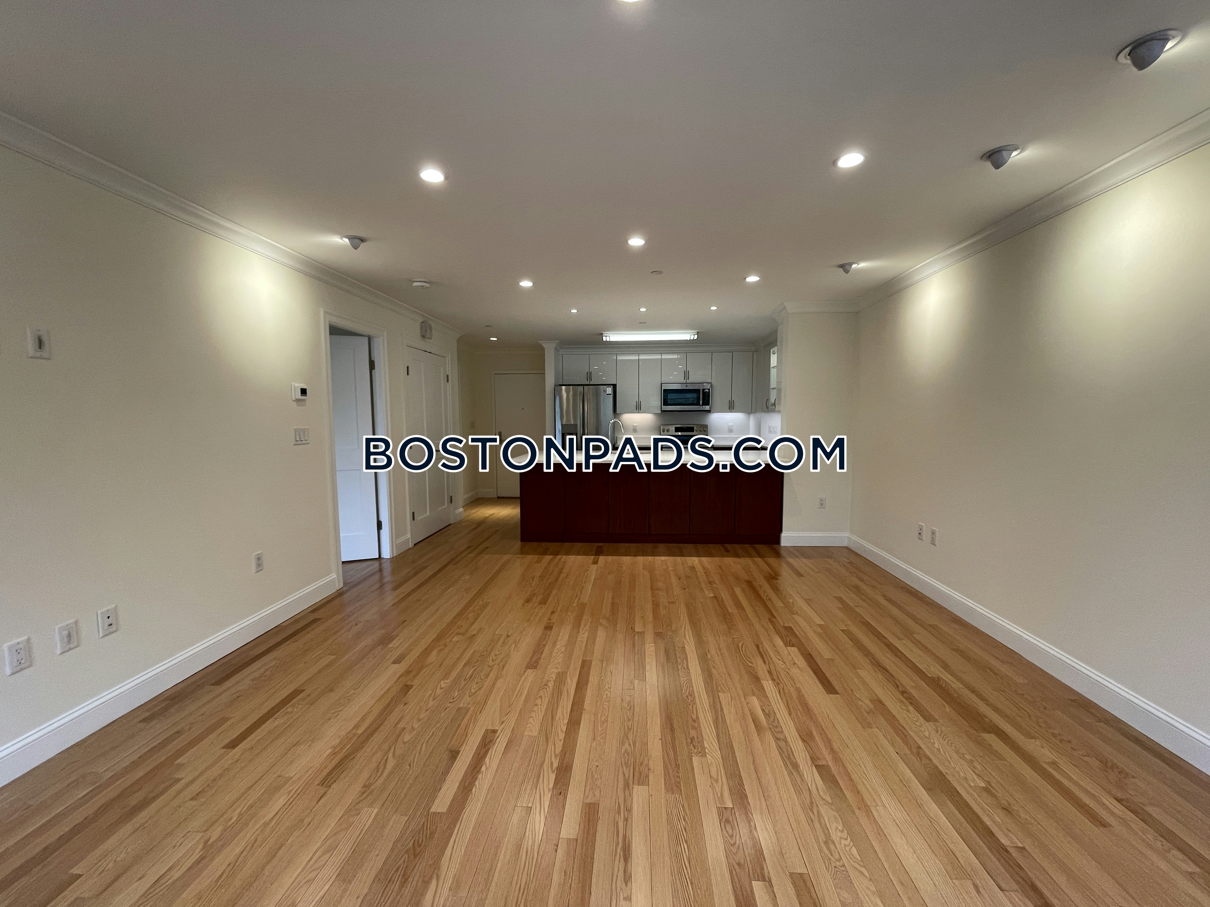 1443 Beacon Photo 144