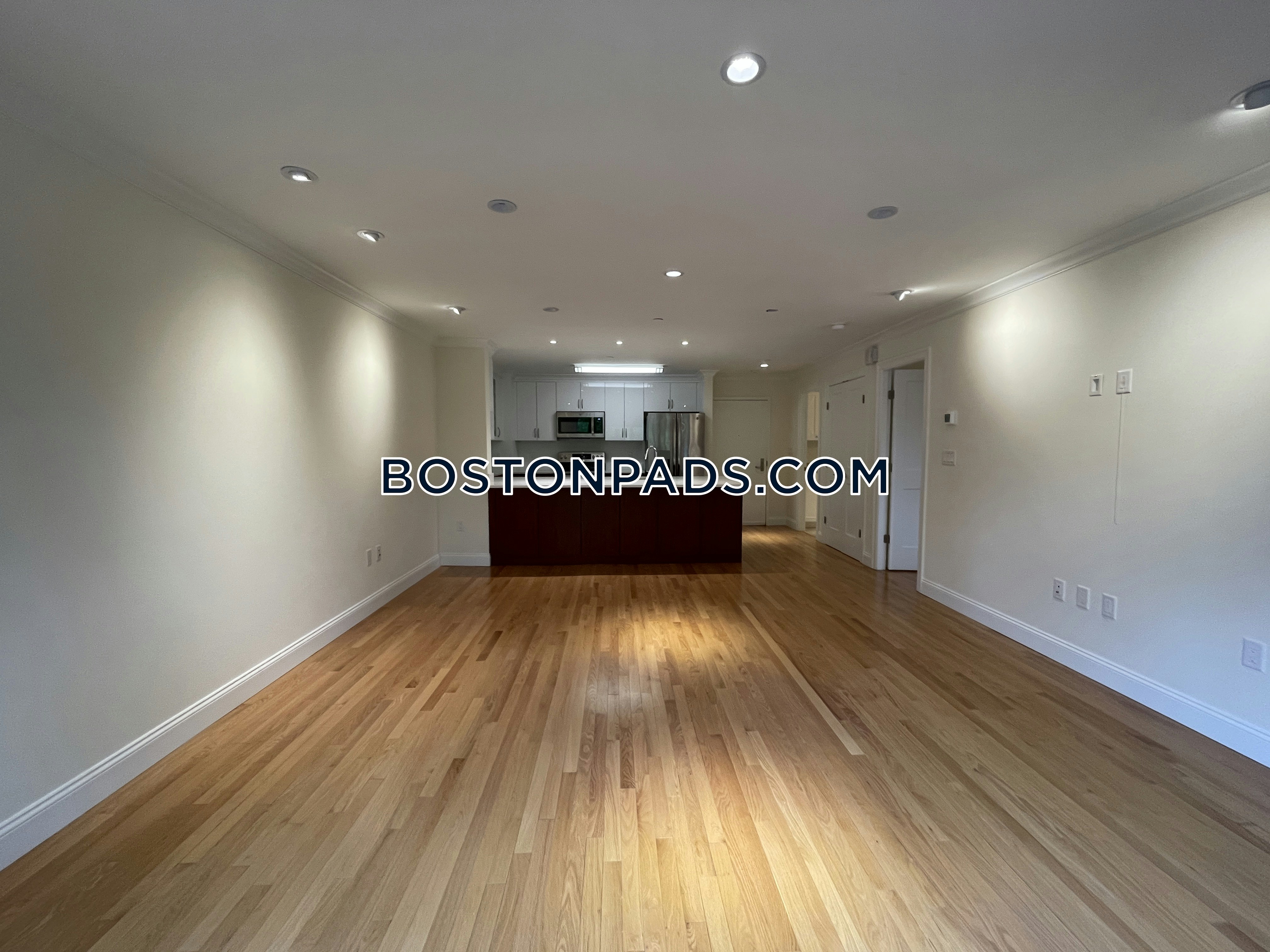 1443 Beacon Photo 137