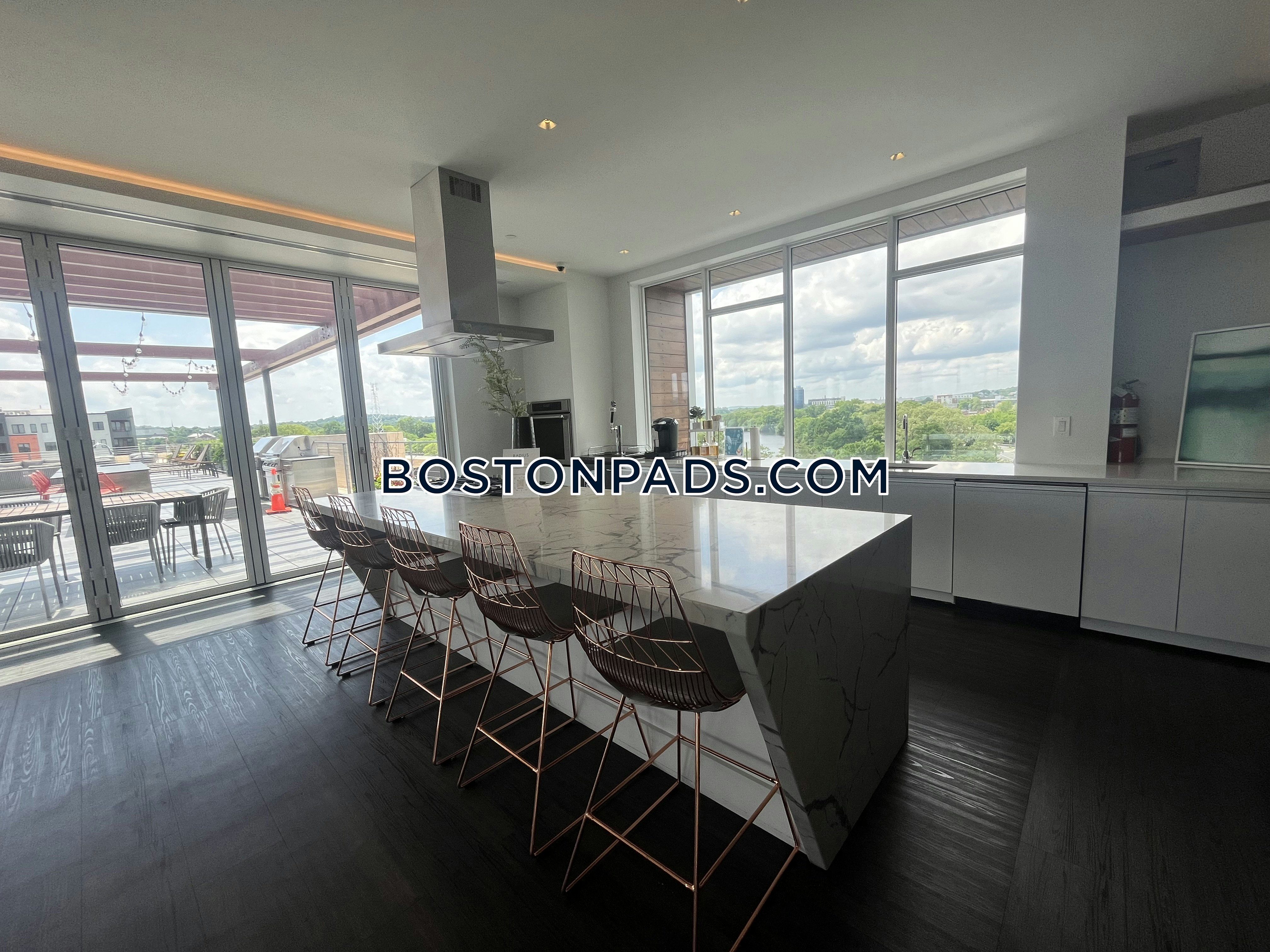 Radius Apartments Photo 22