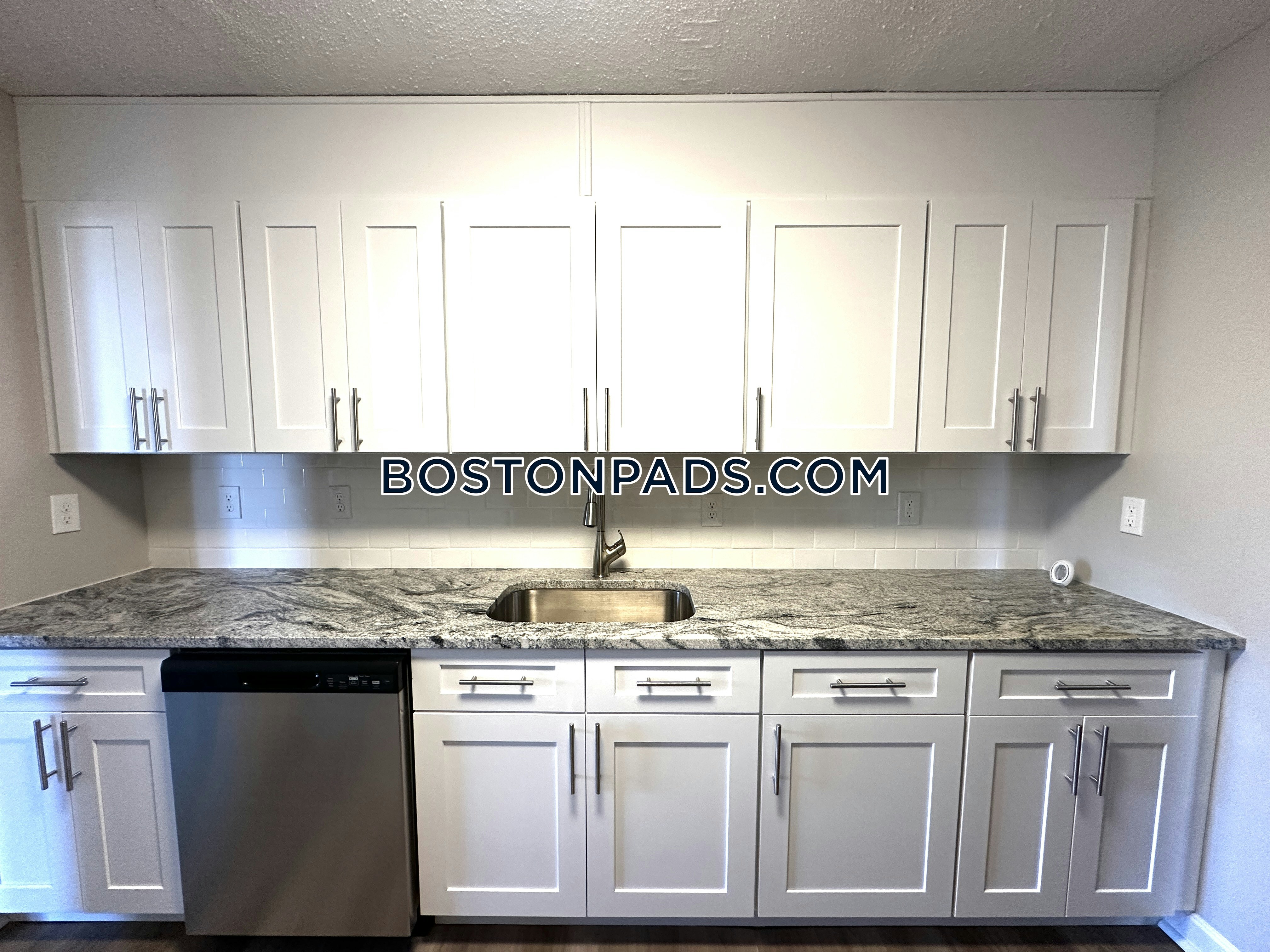 Eagle Rock Apartments at MetroWest Photo 57