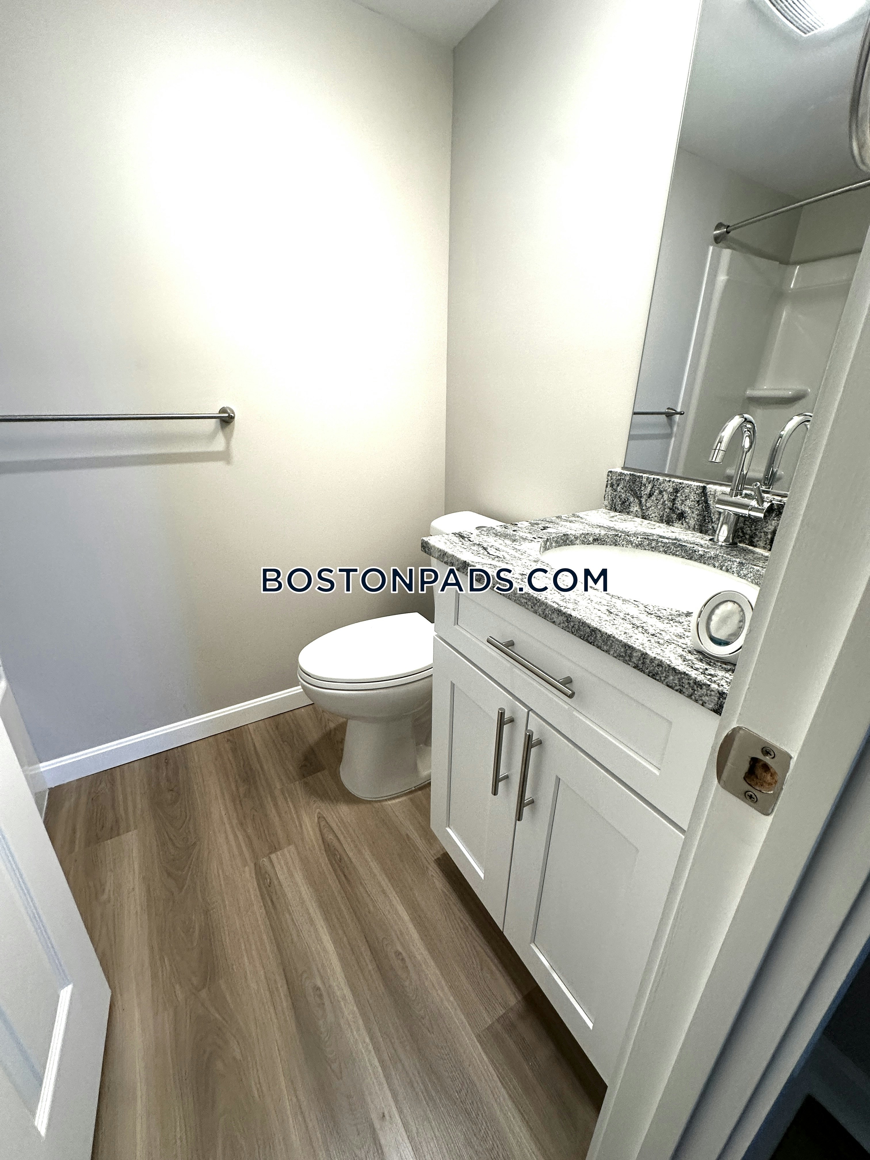 Eagle Rock Apartments at MetroWest Photo 46