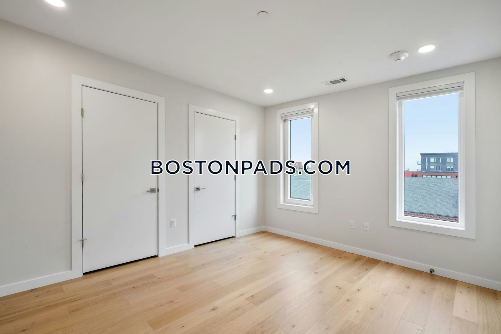 Gateway at Maverick Square Photo 75