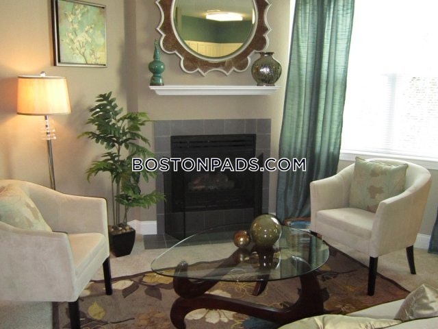 Hawthorne Commons Photo 20