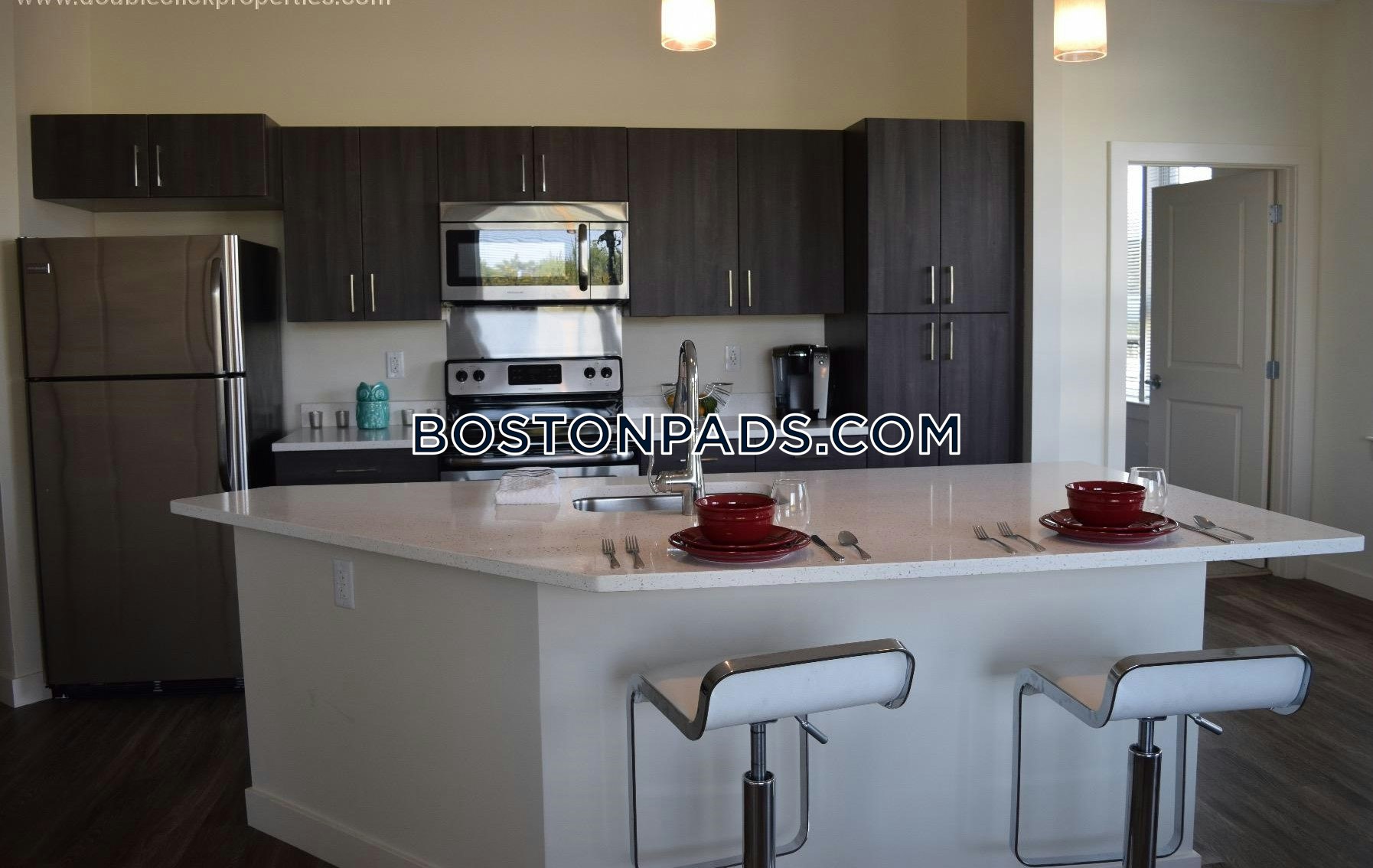 Point at 180 Photo 16