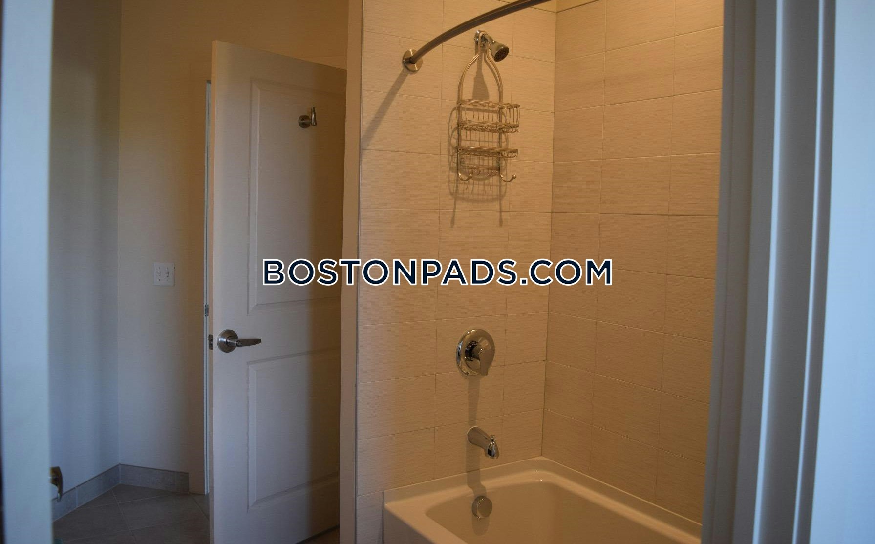 Point at 180 Photo 26