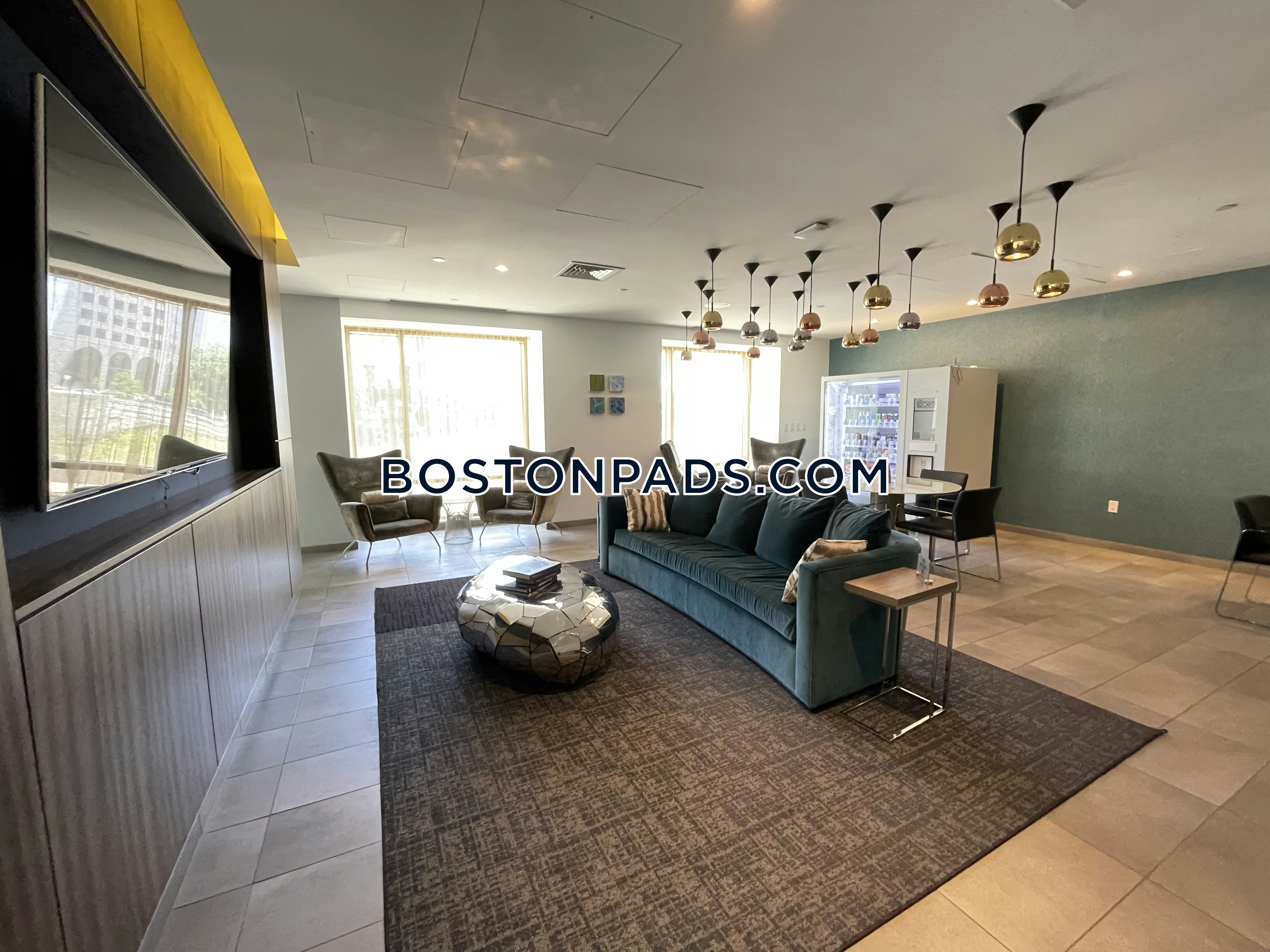 The Tower One Greenway Photo 57