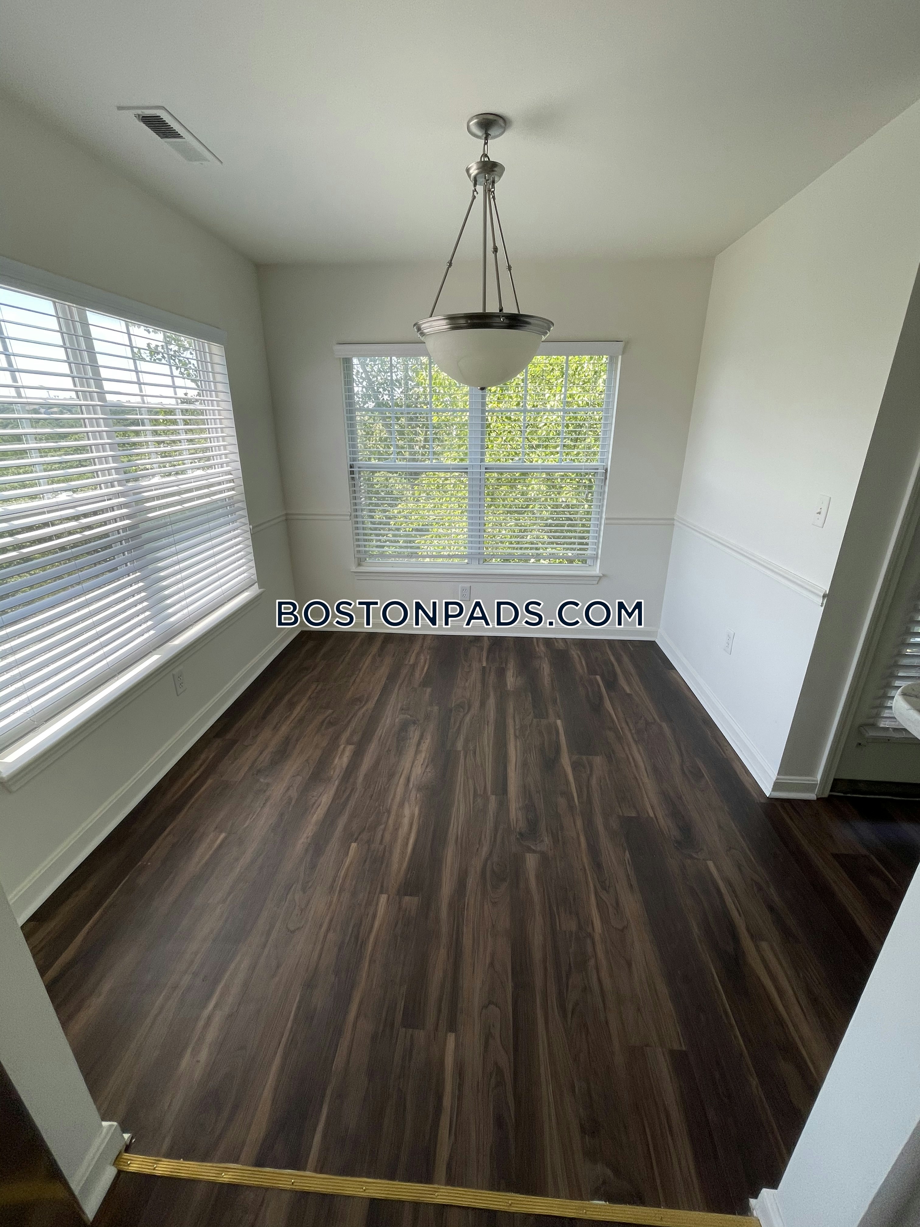 Residences at Stevens Pond Photo 4