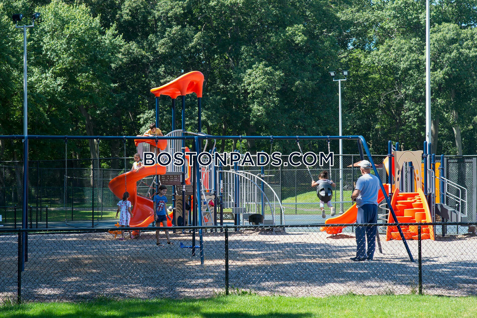 The Commons at Windsor Gardens Photo 7