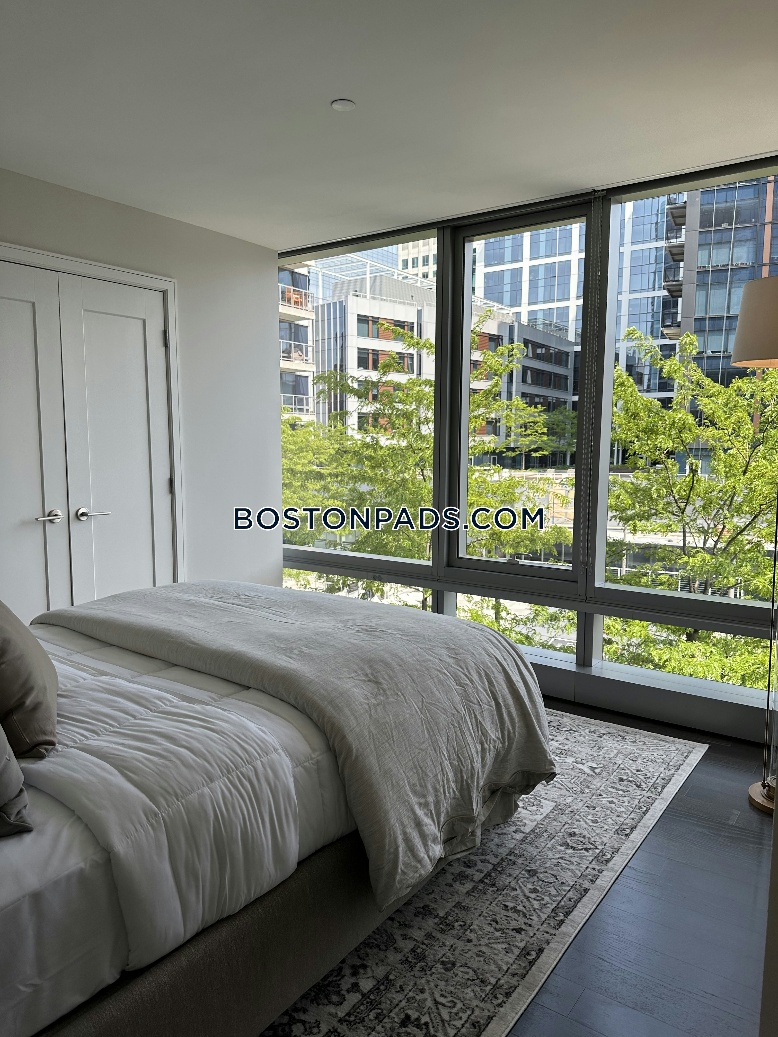 The Benjamin Photo 33