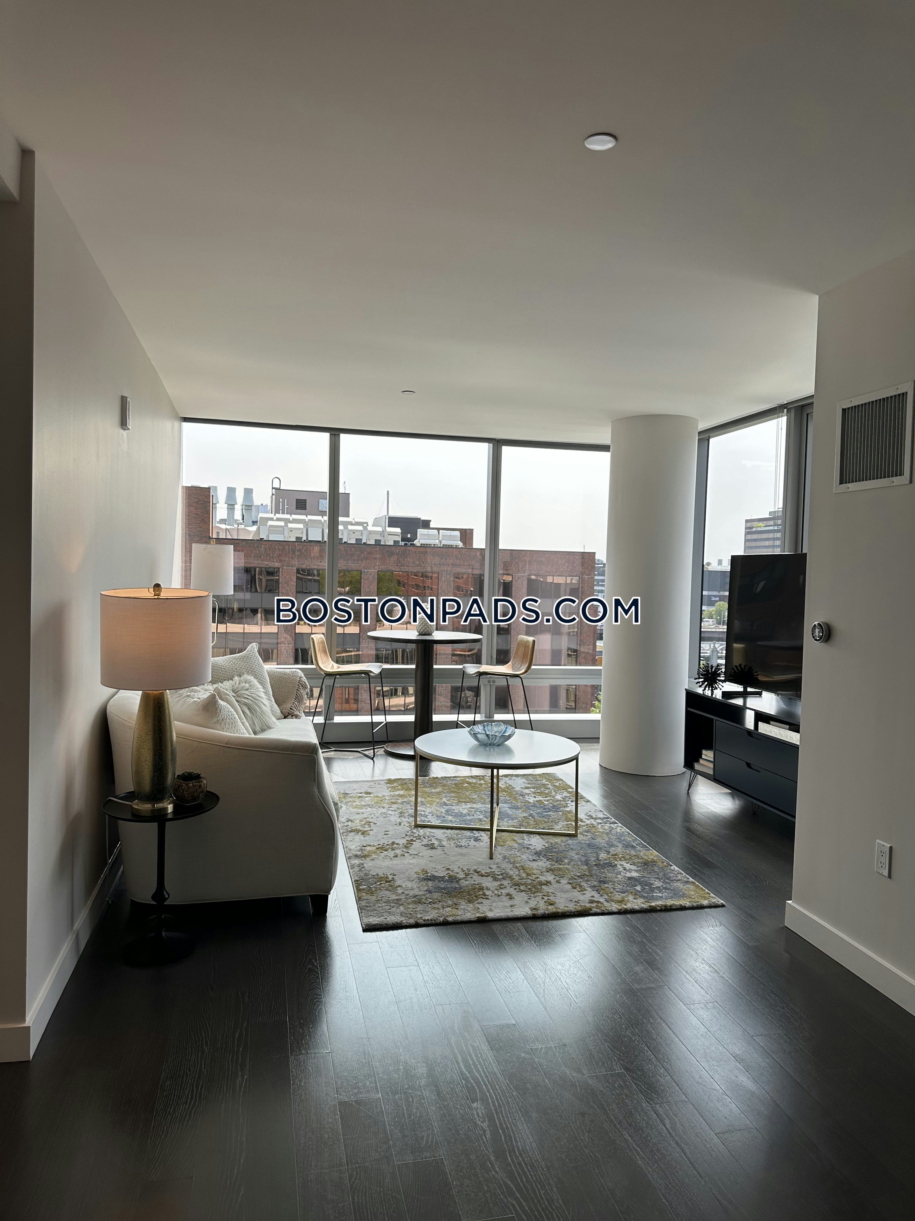 The Benjamin Photo 14